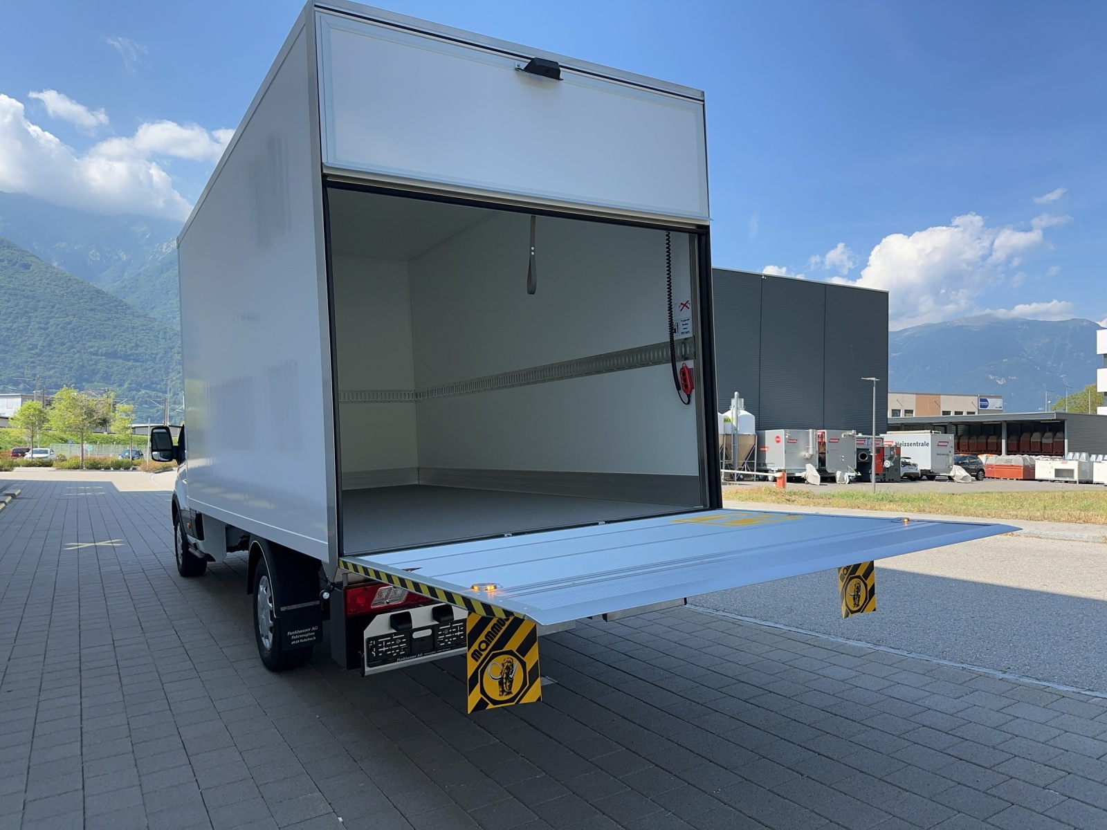 FORD Transit Kab.-Ch. 350 L4 2.0 EcoBlue 155 Trend-image-4