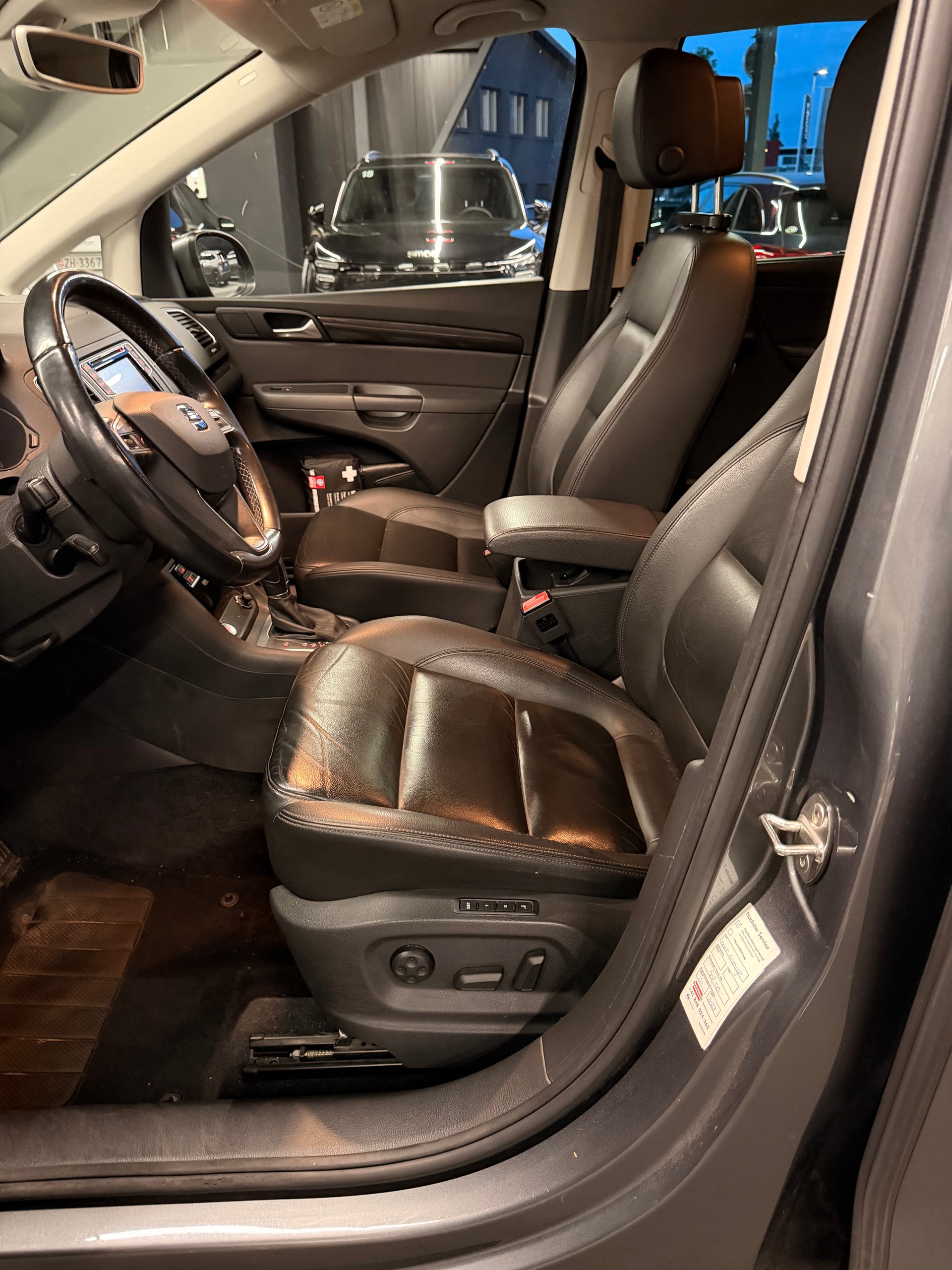 SEAT 2.0 TDI 184 Style Executive. DSG S/S-image-11