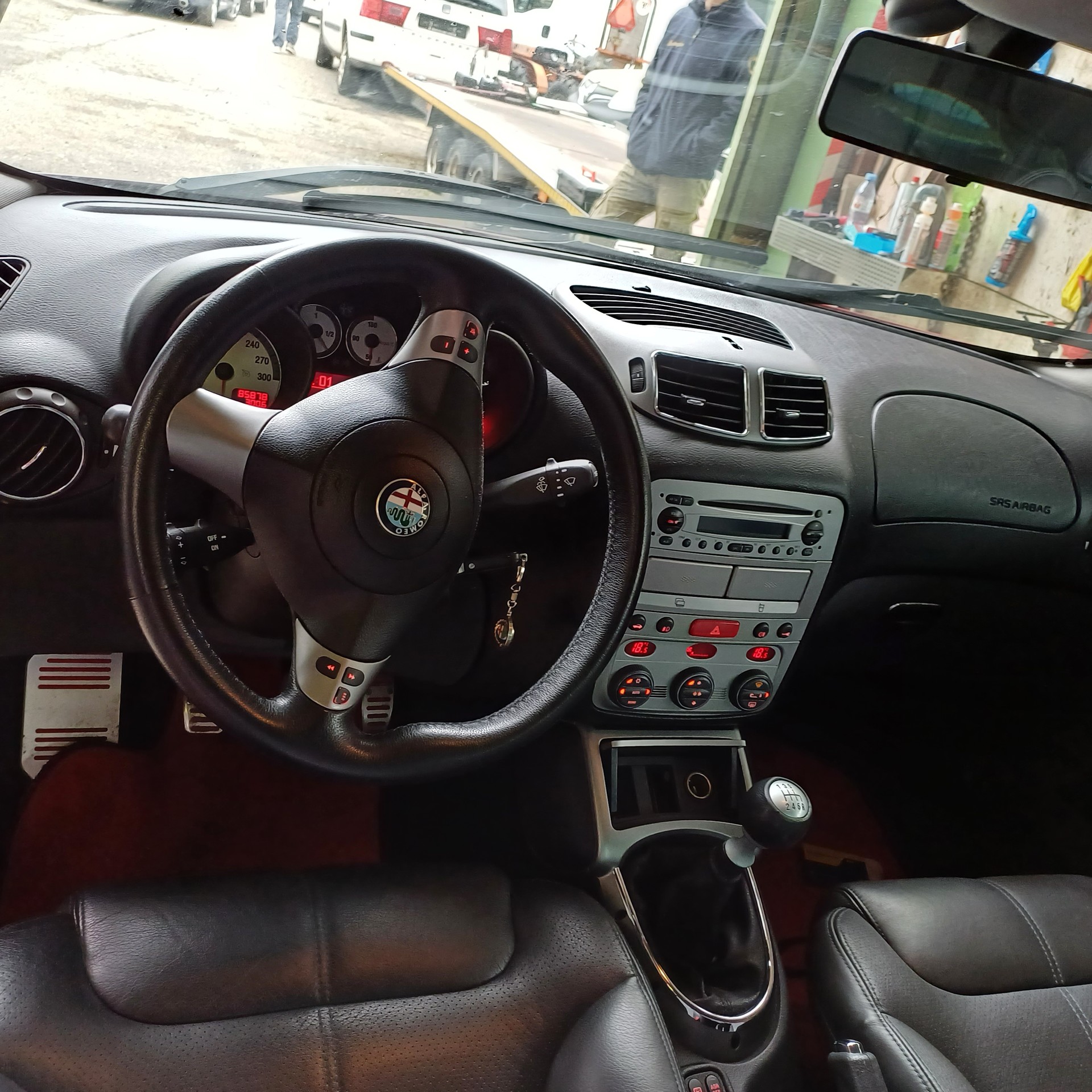 ALFA ROMEO GT 3.2 V6 Distinctive-image-3