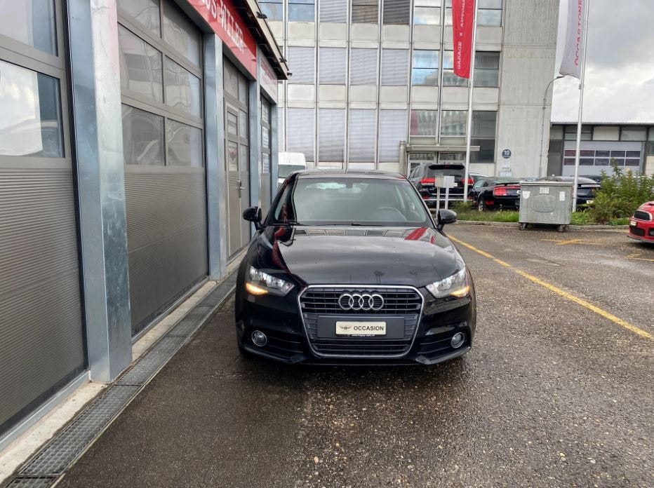 AUDI A1 1.2 TFSI Ambition-image-1