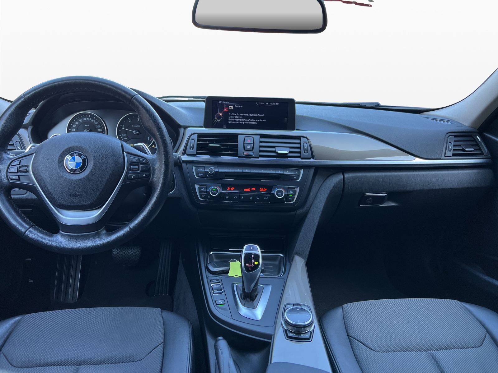 BMW 320d xDrive Touring Modern Line Steptronic-image-6
