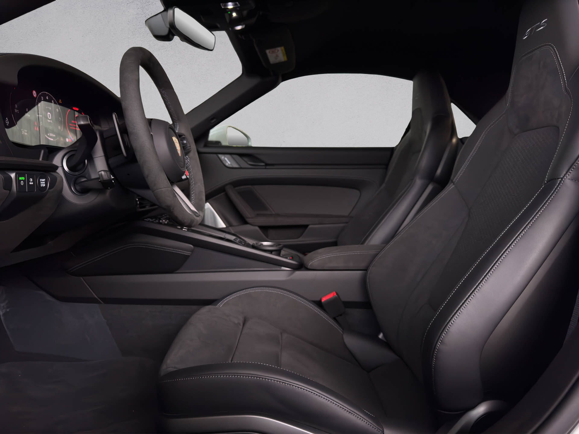 PORSCHE 911 Carrera 4 GTS Cabriolet-image-6