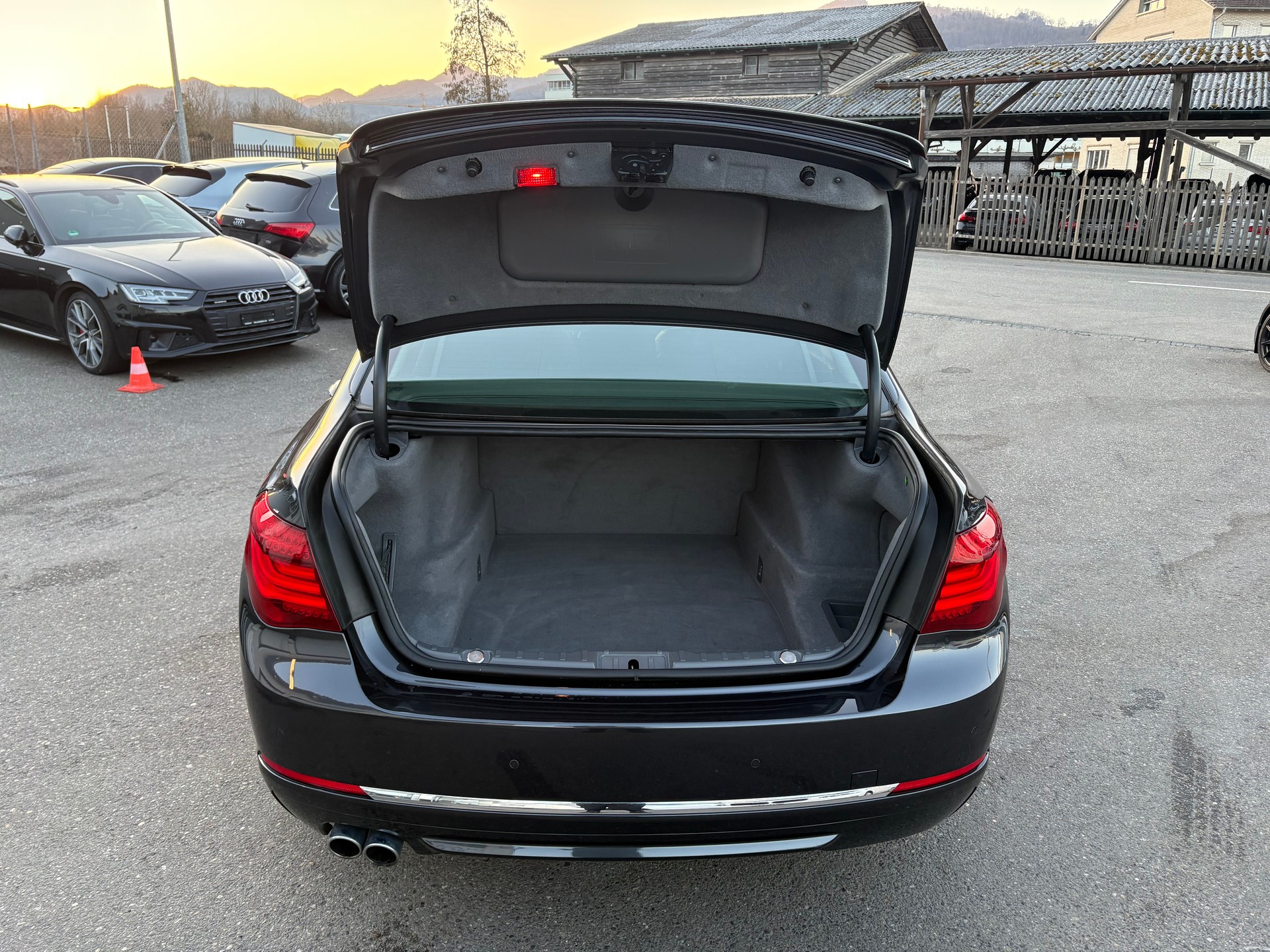 BMW 730d xDrive-image-7