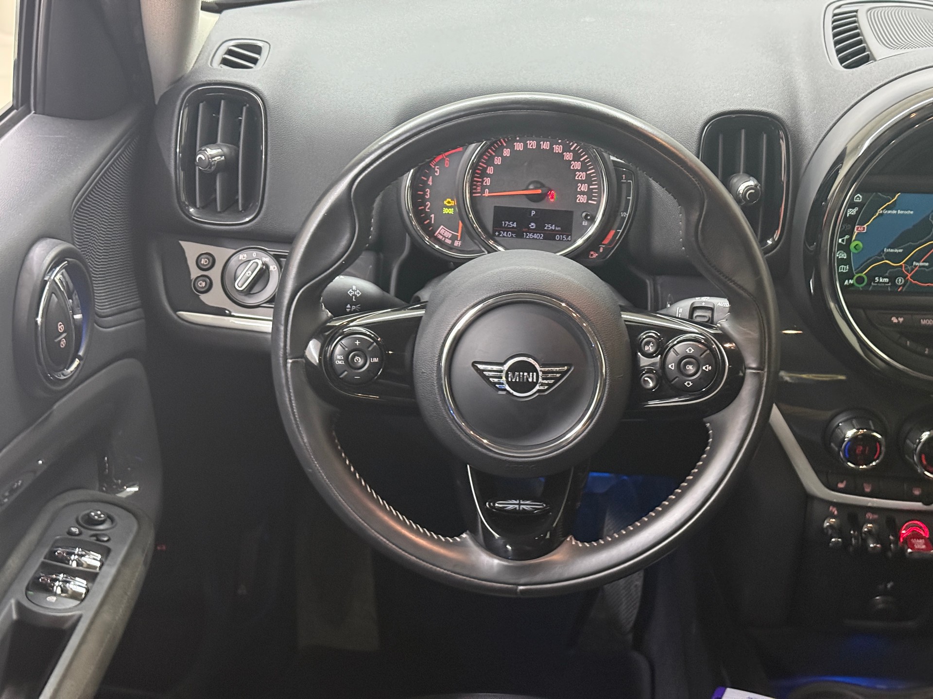 MINI Countryman Cooper SD ALL4 Steptronic-image-8
