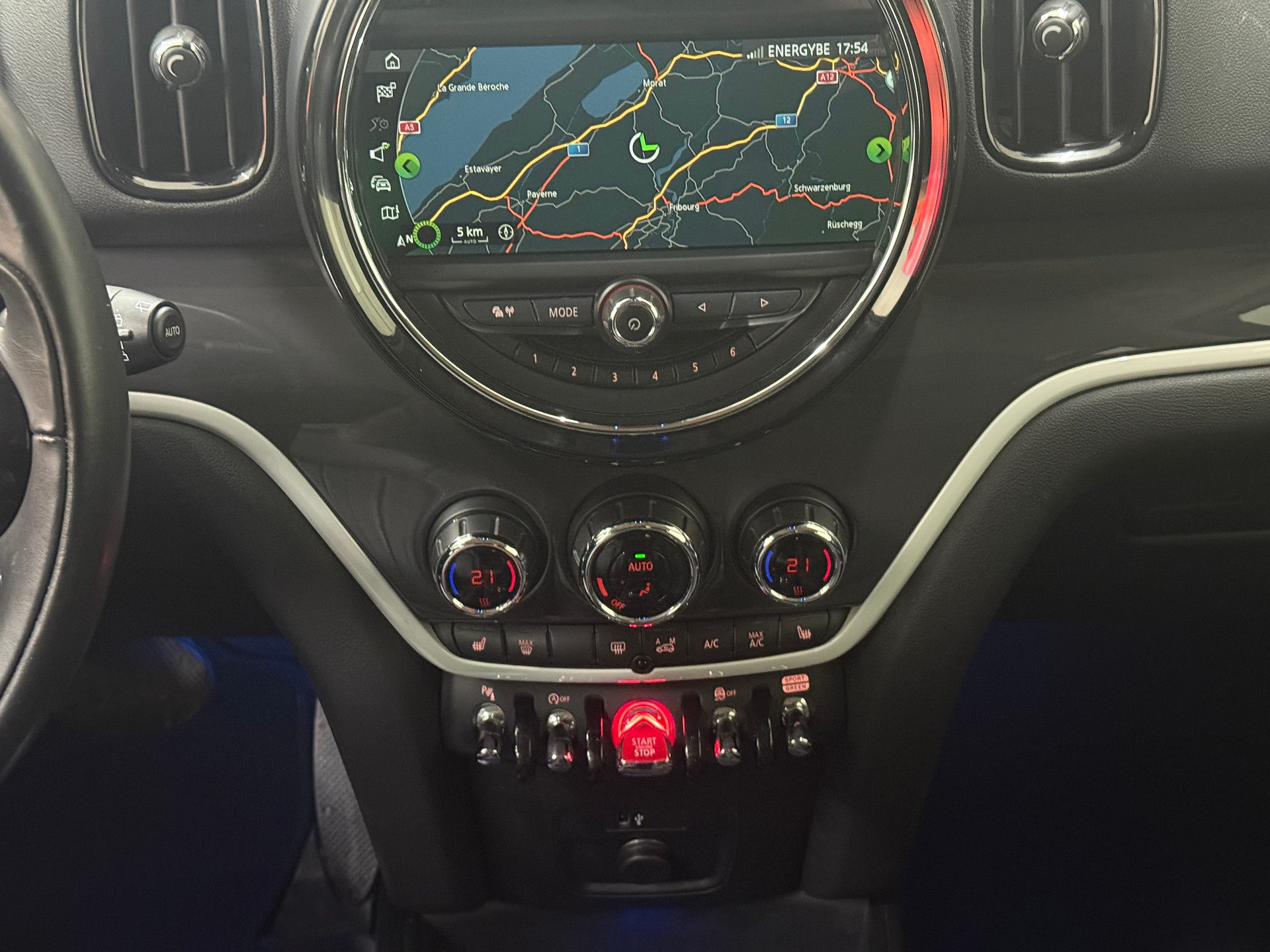 MINI Countryman Cooper SD ALL4 Steptronic-image-10