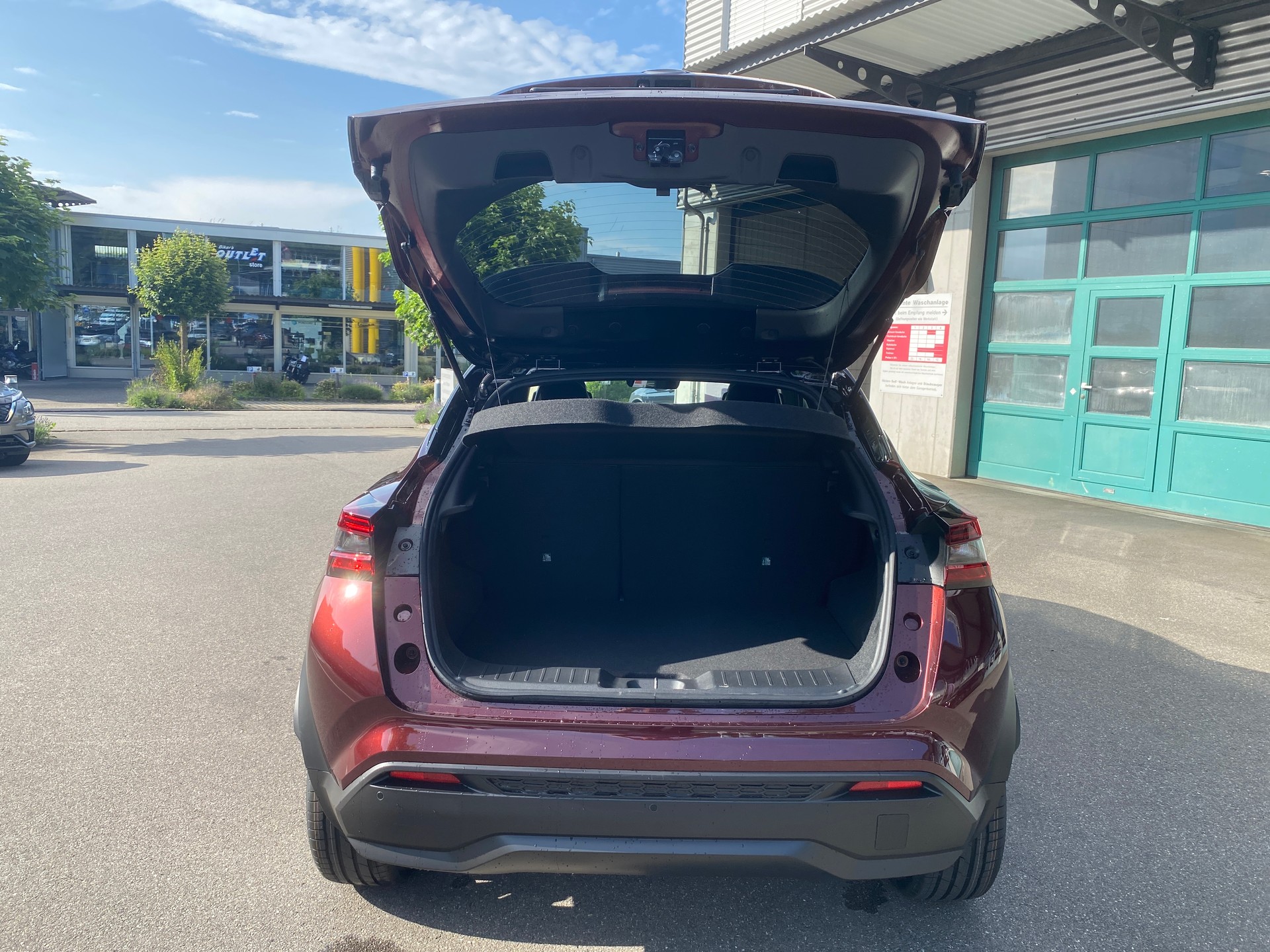 NISSAN Juke 1.6 FHEV Tekna-image-14