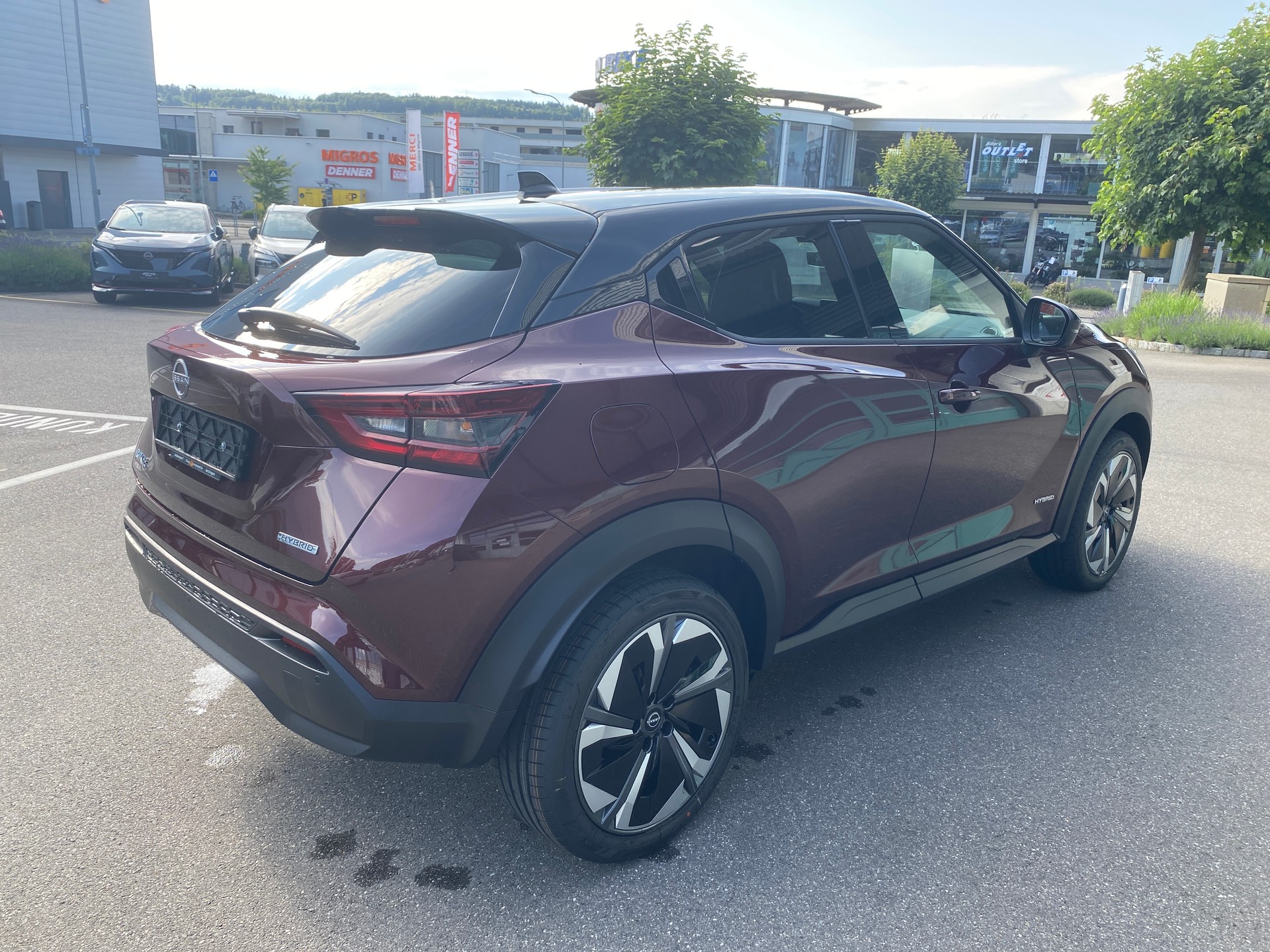 NISSAN Juke 1.6 FHEV Tekna-image-3