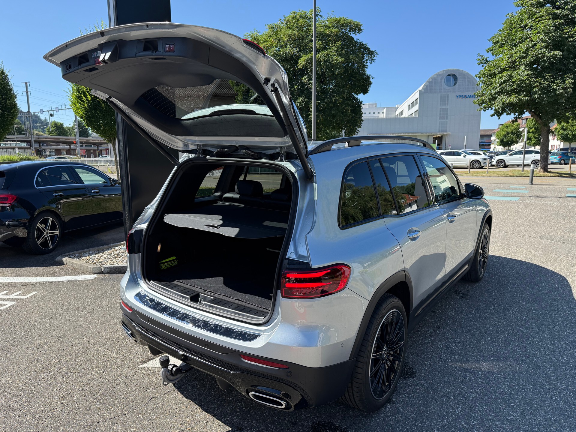 MERCEDES-BENZ GLB 220 4Matic 8G-Tronic-image-7