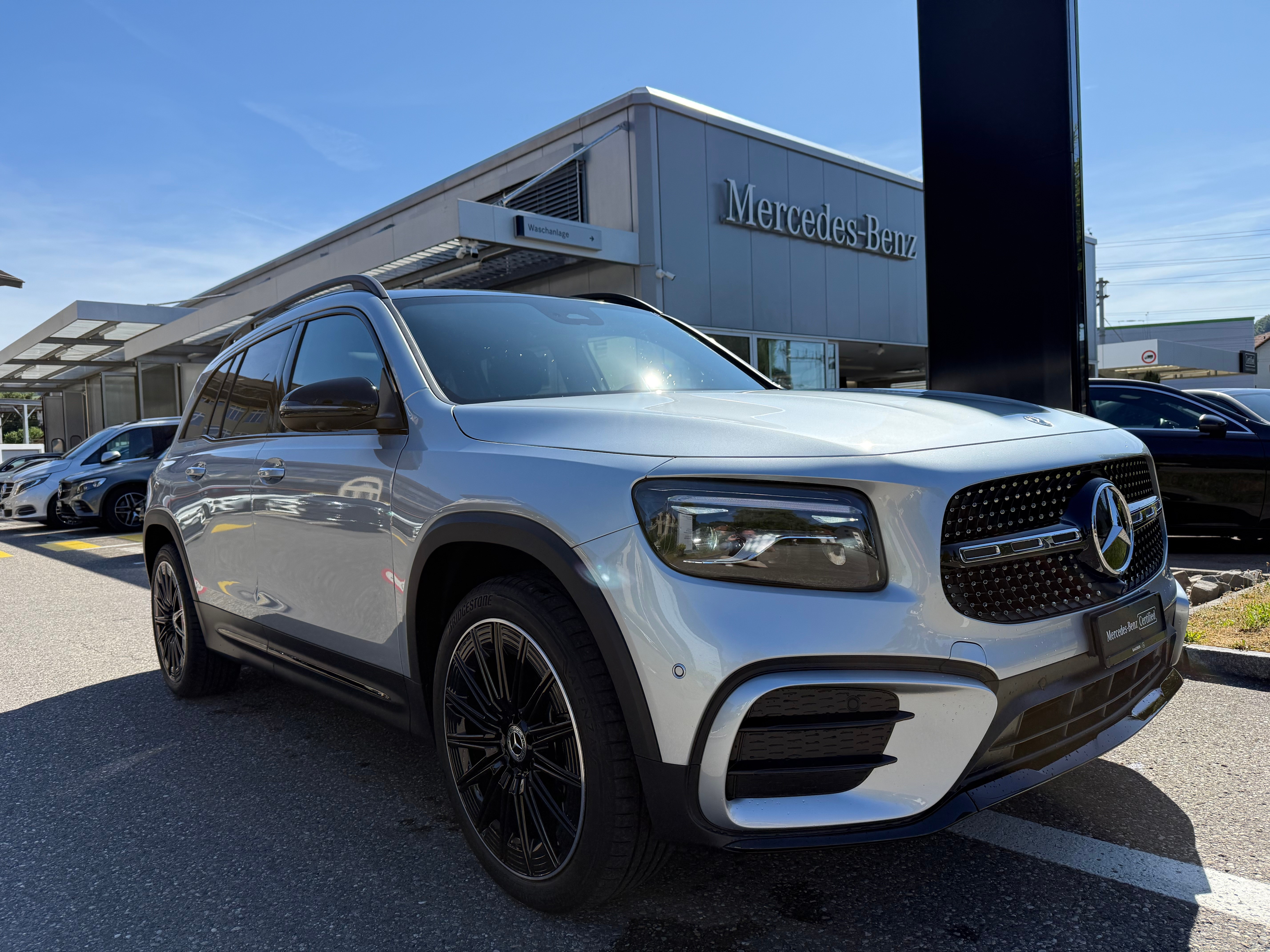 Car photo