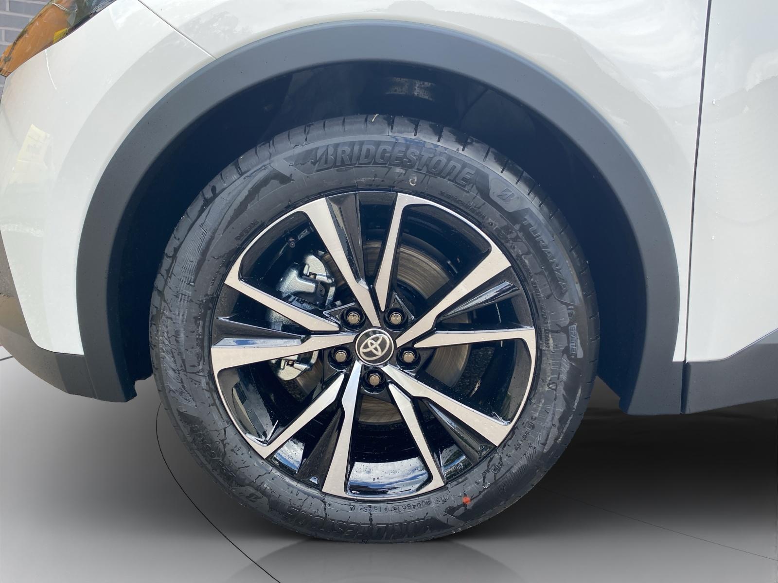 TOYOTA C-HR 2.0 PHEV Swiss Edition inkl. Winterkompletträder!-image-9