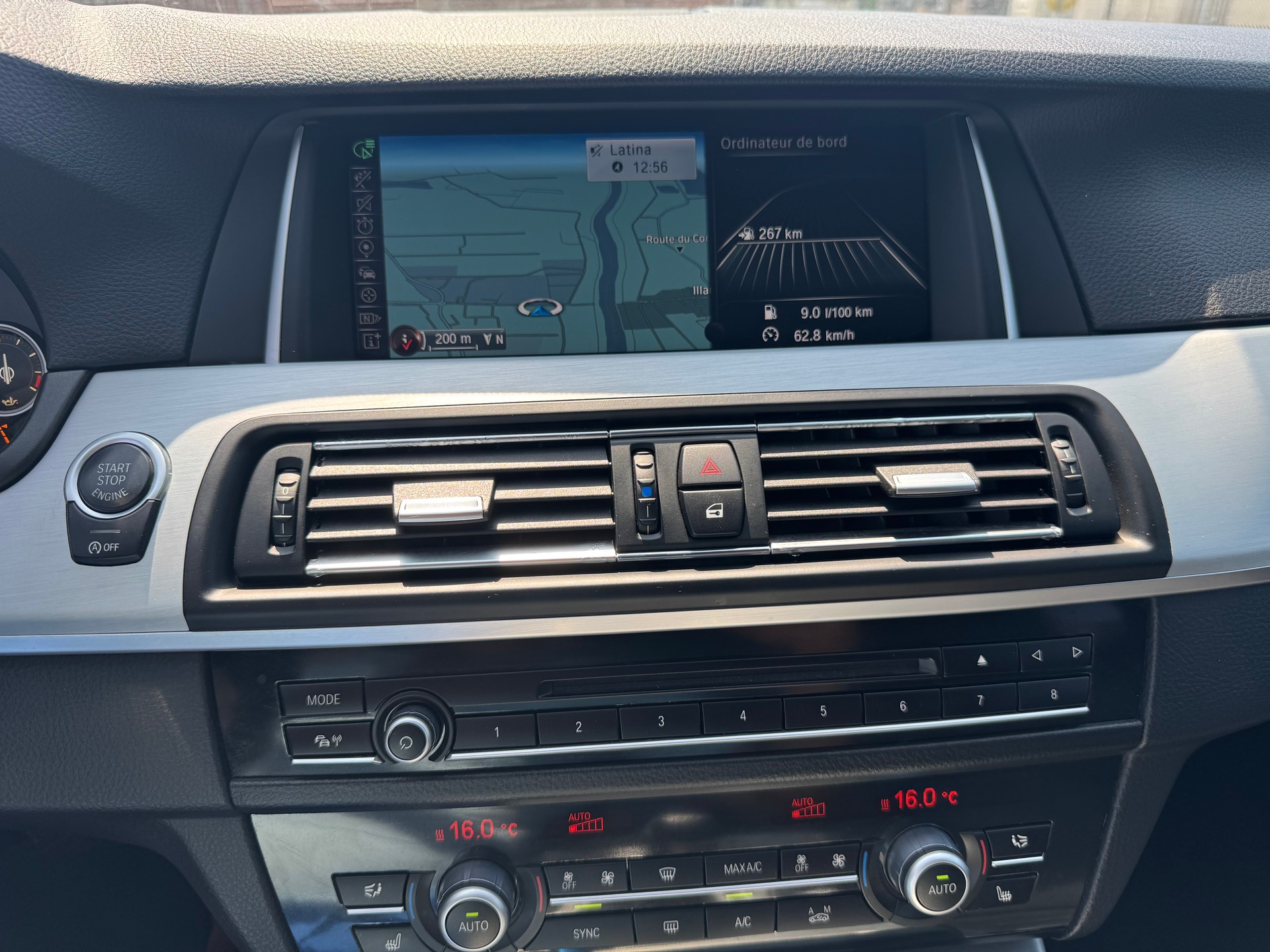 BMW 530d Touring xDrive Steptronic-image-11