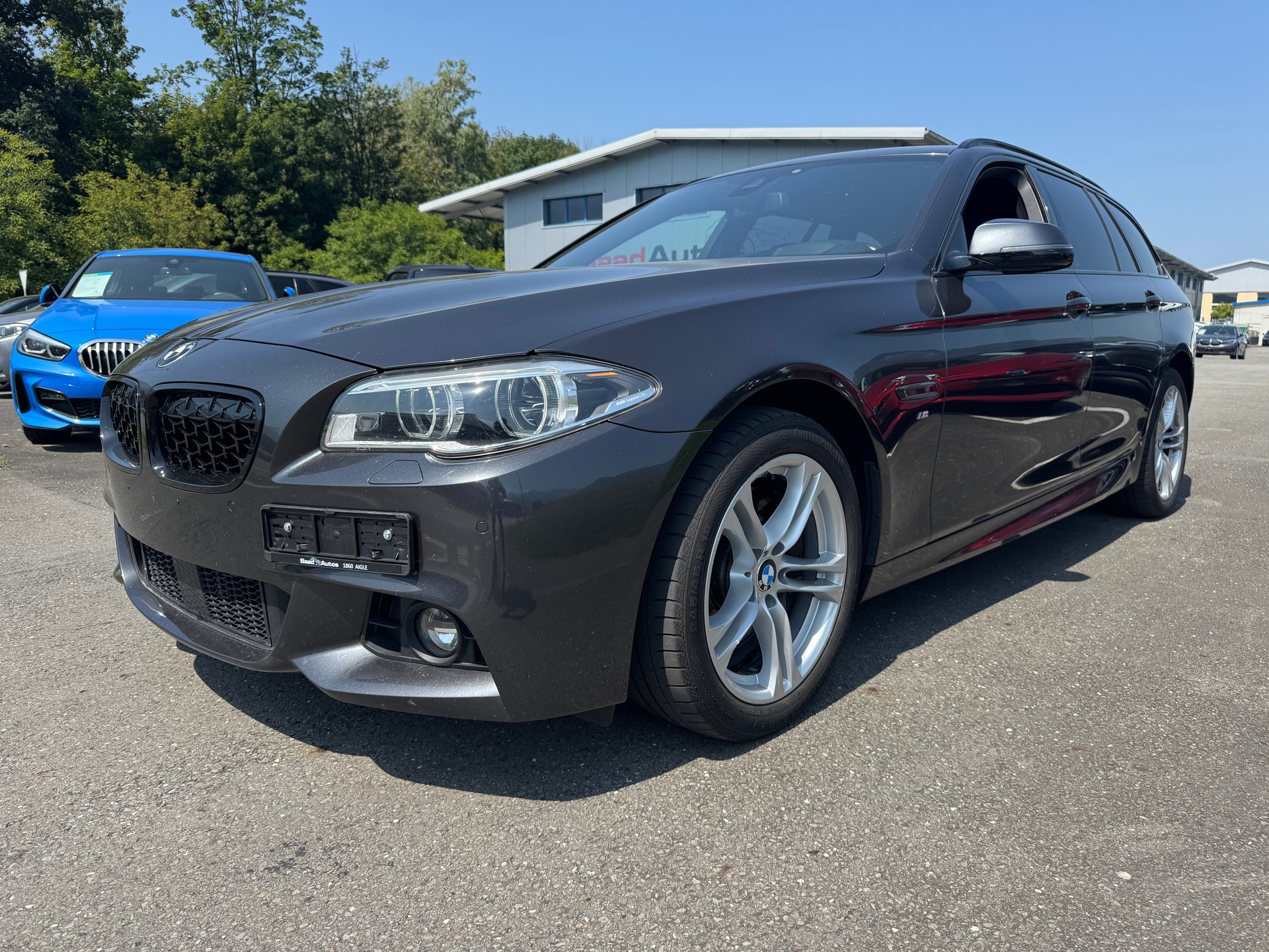 BMW 530d Touring xDrive Steptronic-image-0
