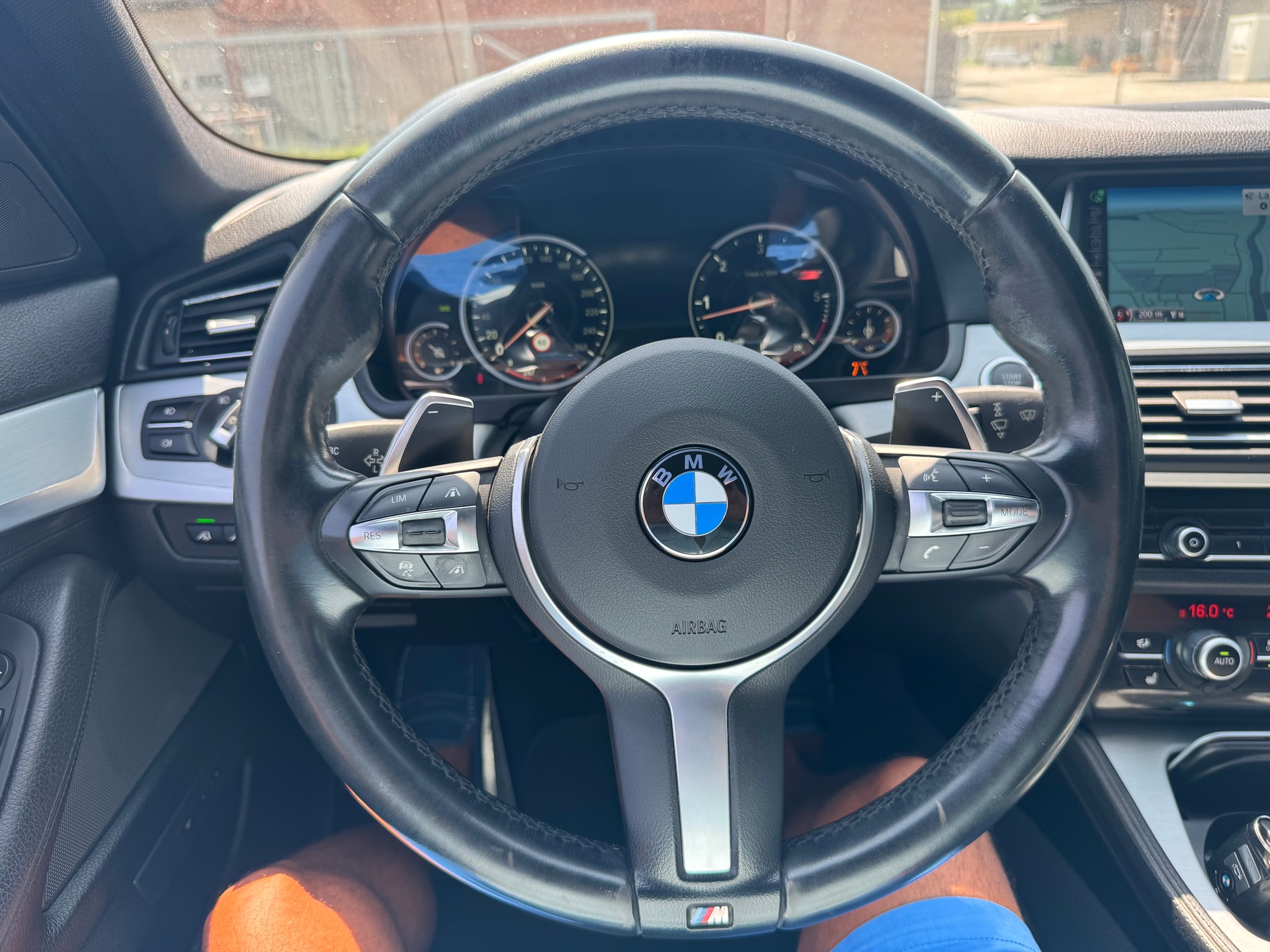 BMW 530d Touring xDrive Steptronic-image-9