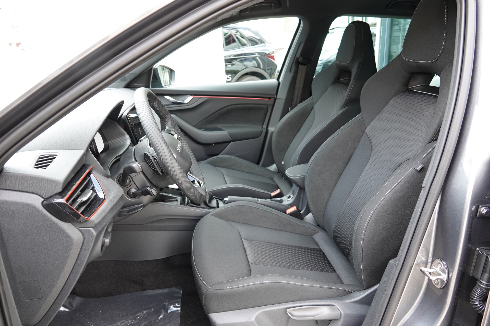SKODA Kamiq 1.5 TSI Dynamic-image-14