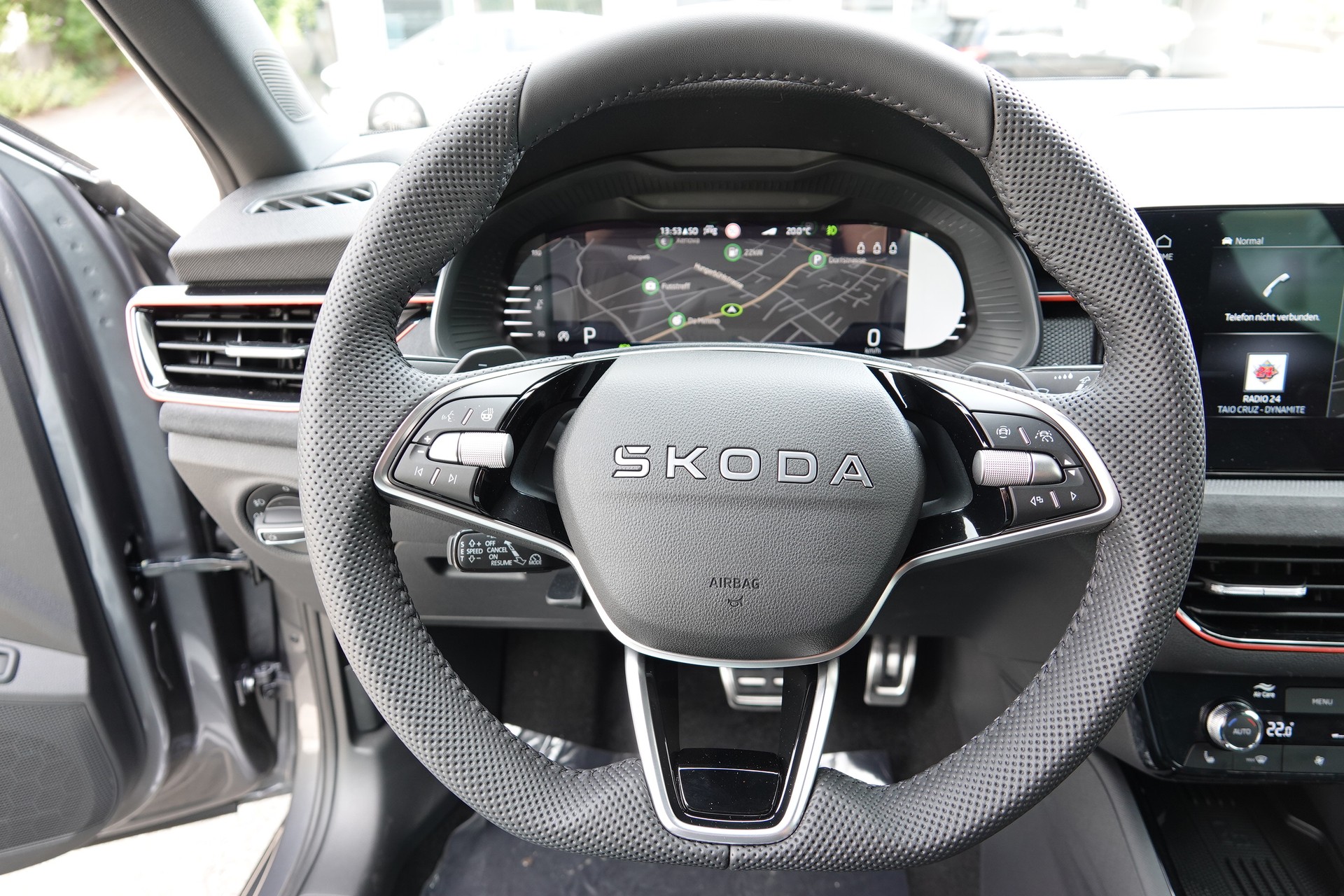 SKODA Kamiq 1.5 TSI Dynamic-image-12