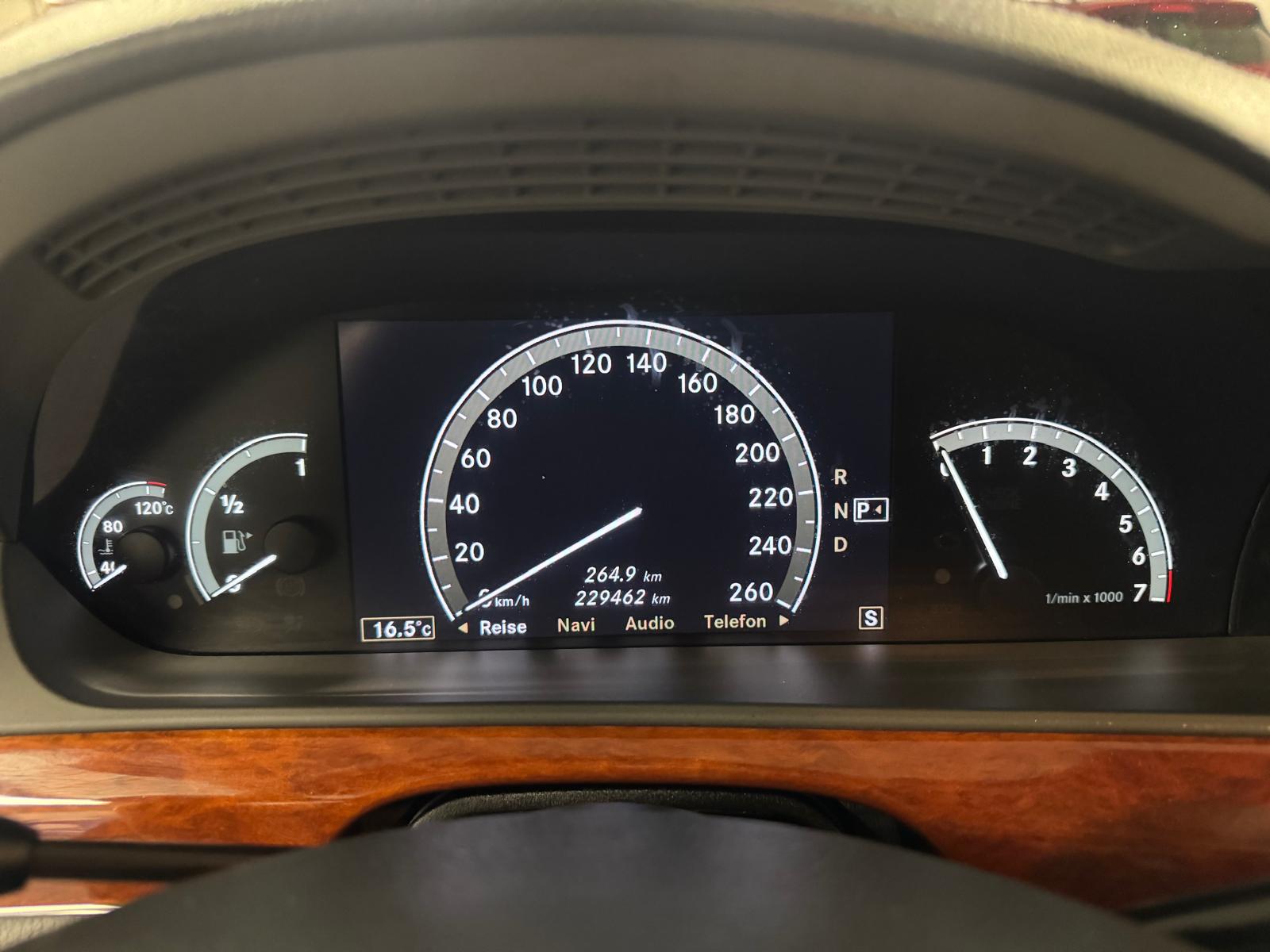 MERCEDES-BENZ S 500 L 4Matic 7G-Tronic-image-10