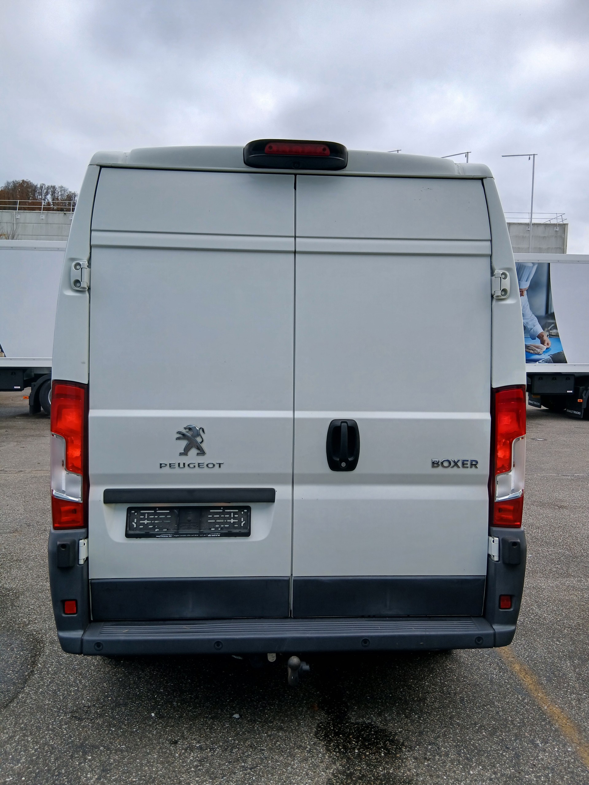 PEUGEOT Boxer 2.0 HDI 335 Active L2H2-image-4