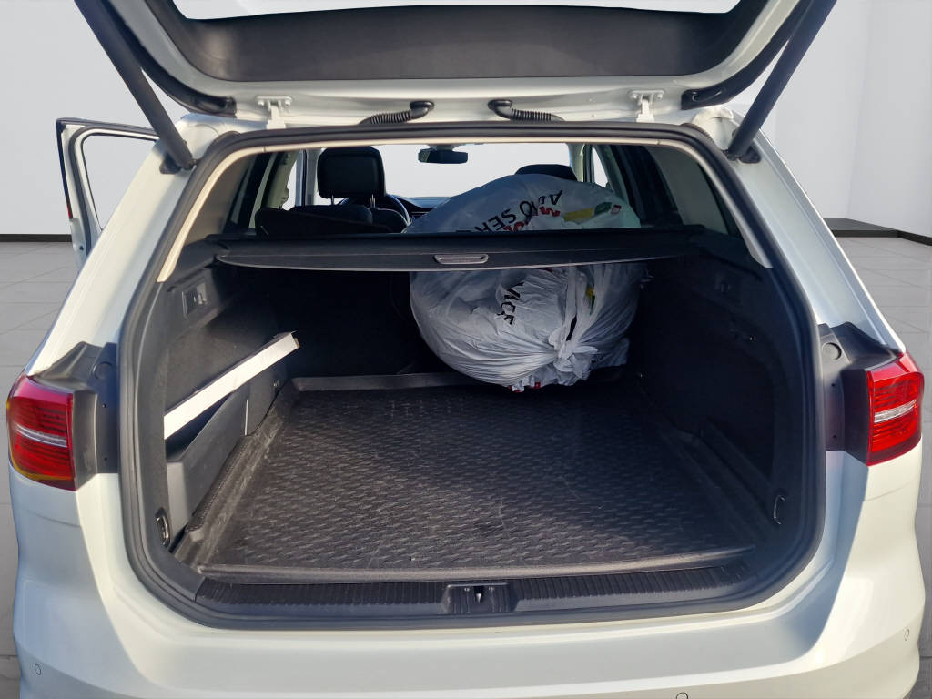 VW Passat Variant 1.4 TSI Plug-In-Hybrid GTE DSG-image-15