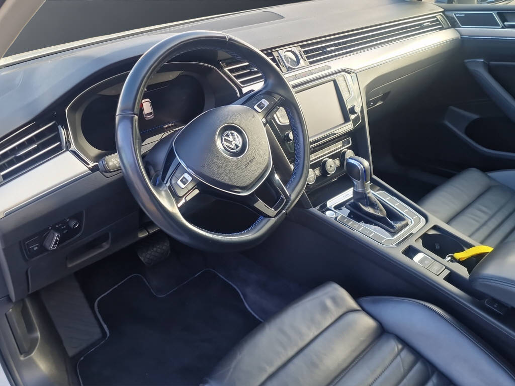 VW Passat Variant 1.4 TSI Plug-In-Hybrid GTE DSG-image-8