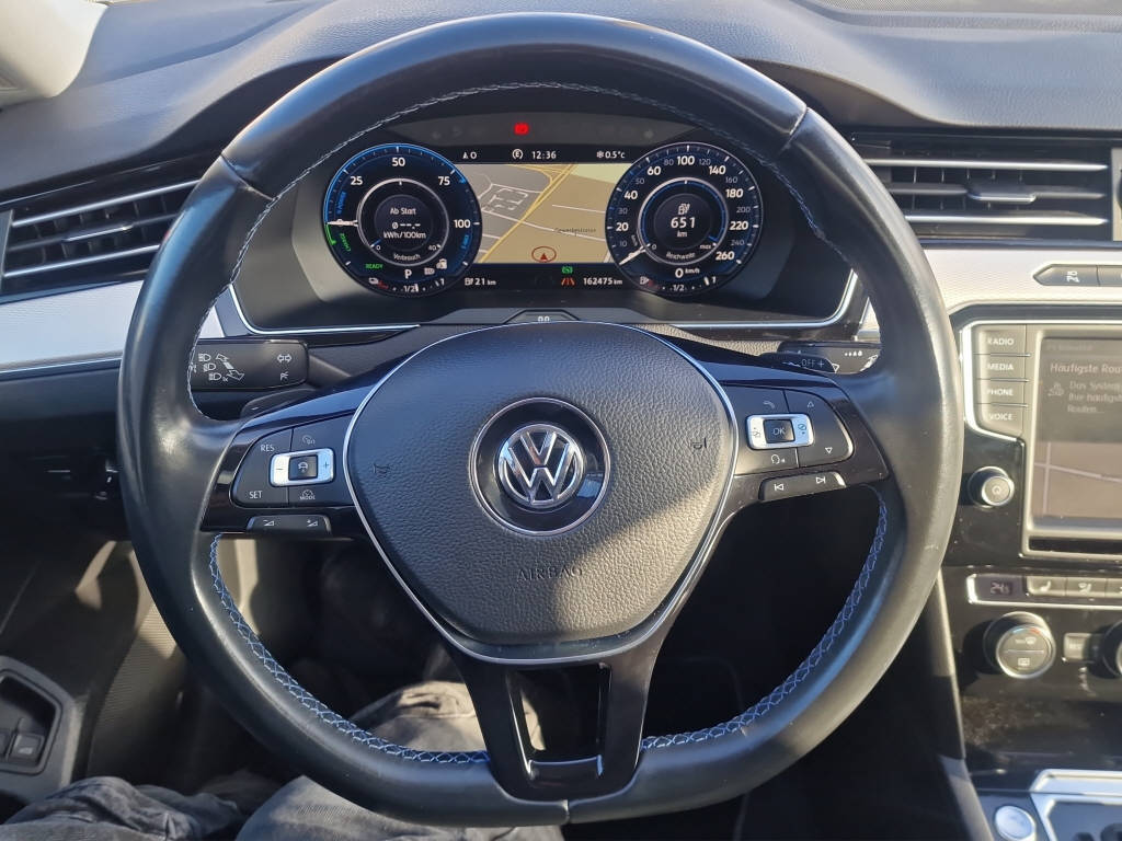 VW Passat Variant 1.4 TSI Plug-In-Hybrid GTE DSG-image-14