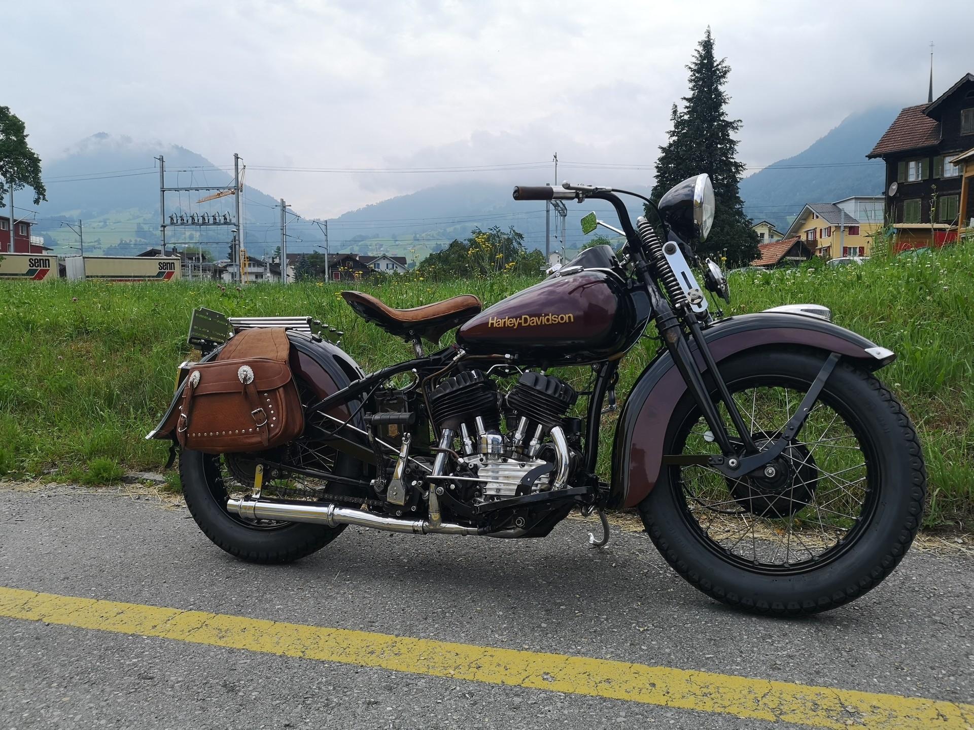 HARLEY-DAVIDSON Flat Head 750