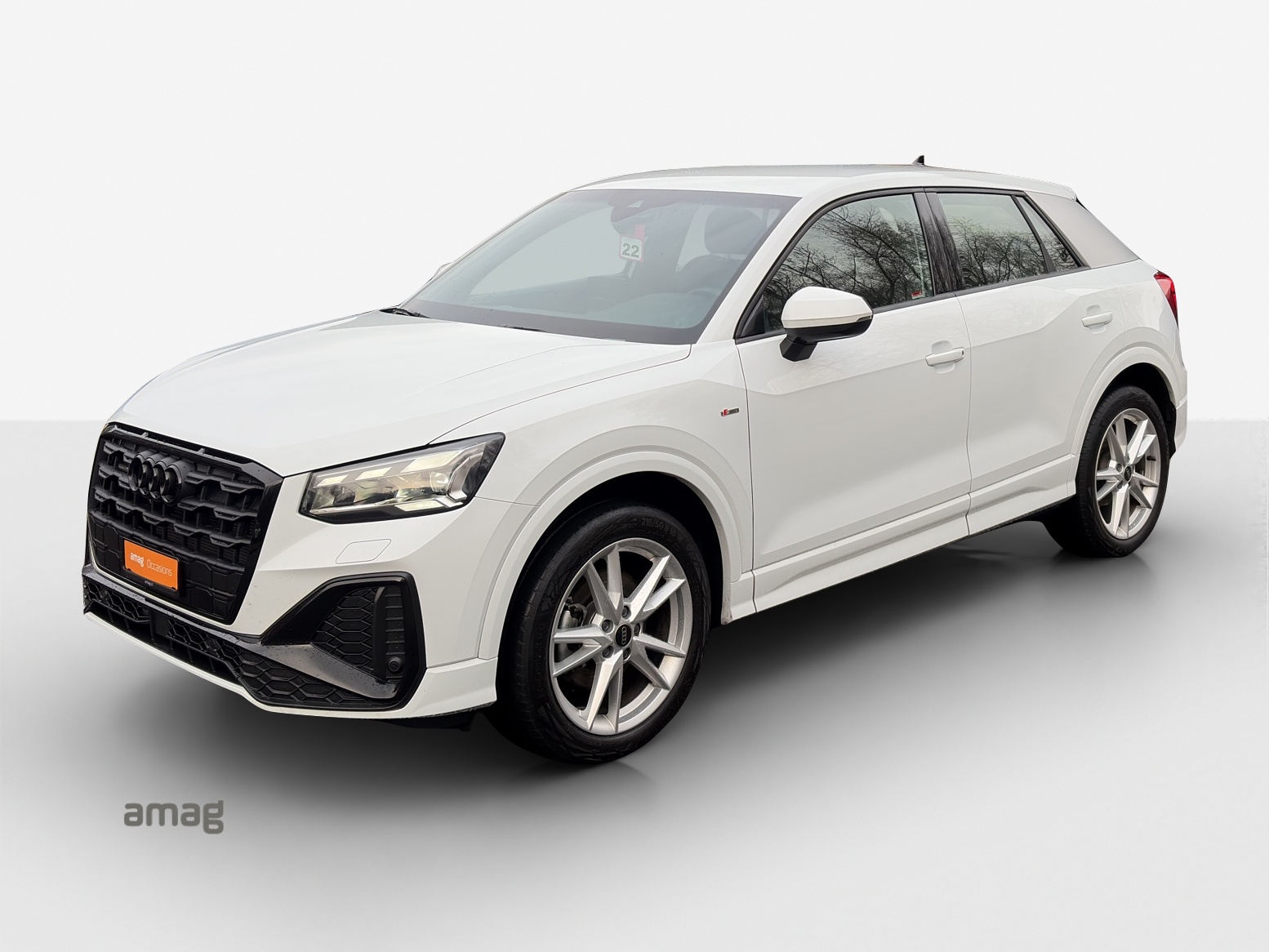 AUDI Q2 40 TFSI S line quattro S-tronic-image-0