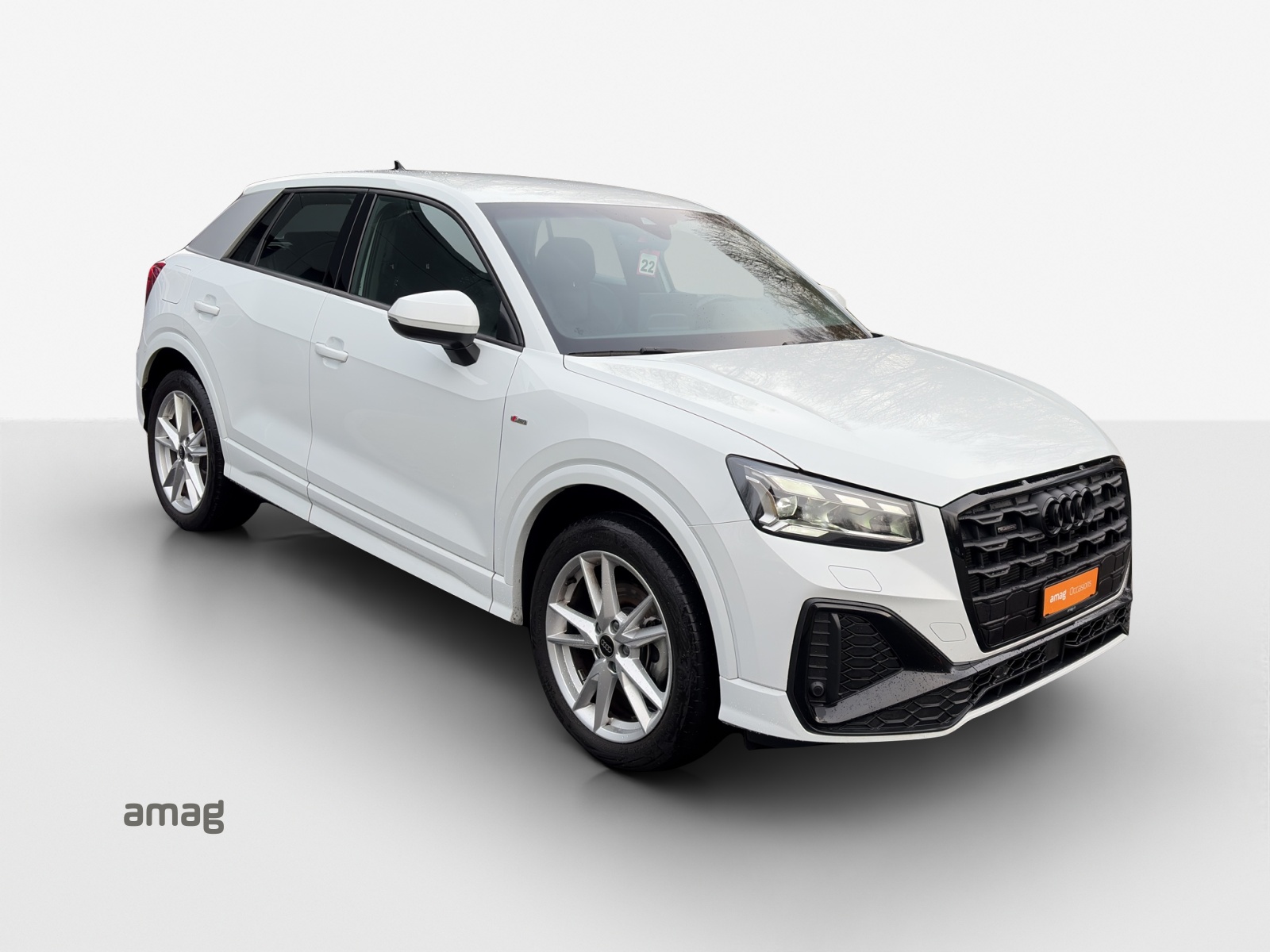 AUDI Q2 40 TFSI S line quattro S-tronic-image-5