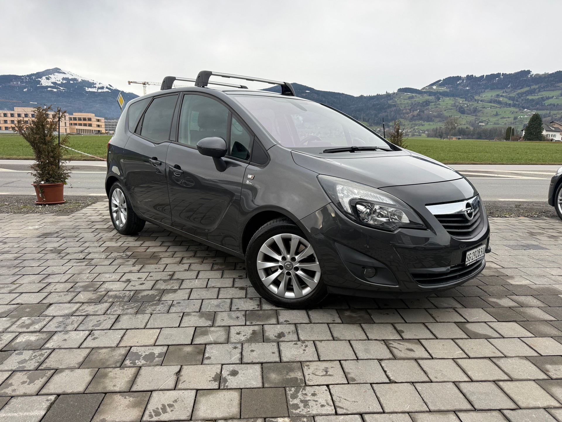OPEL Meriva 1.4 TP Active Edition-image-1