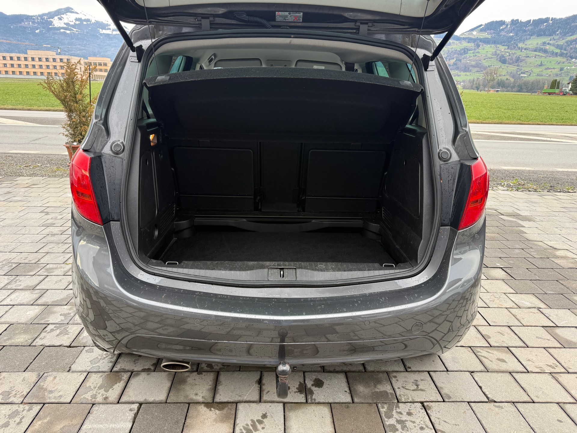 OPEL Meriva 1.4 TP Active Edition-image-7