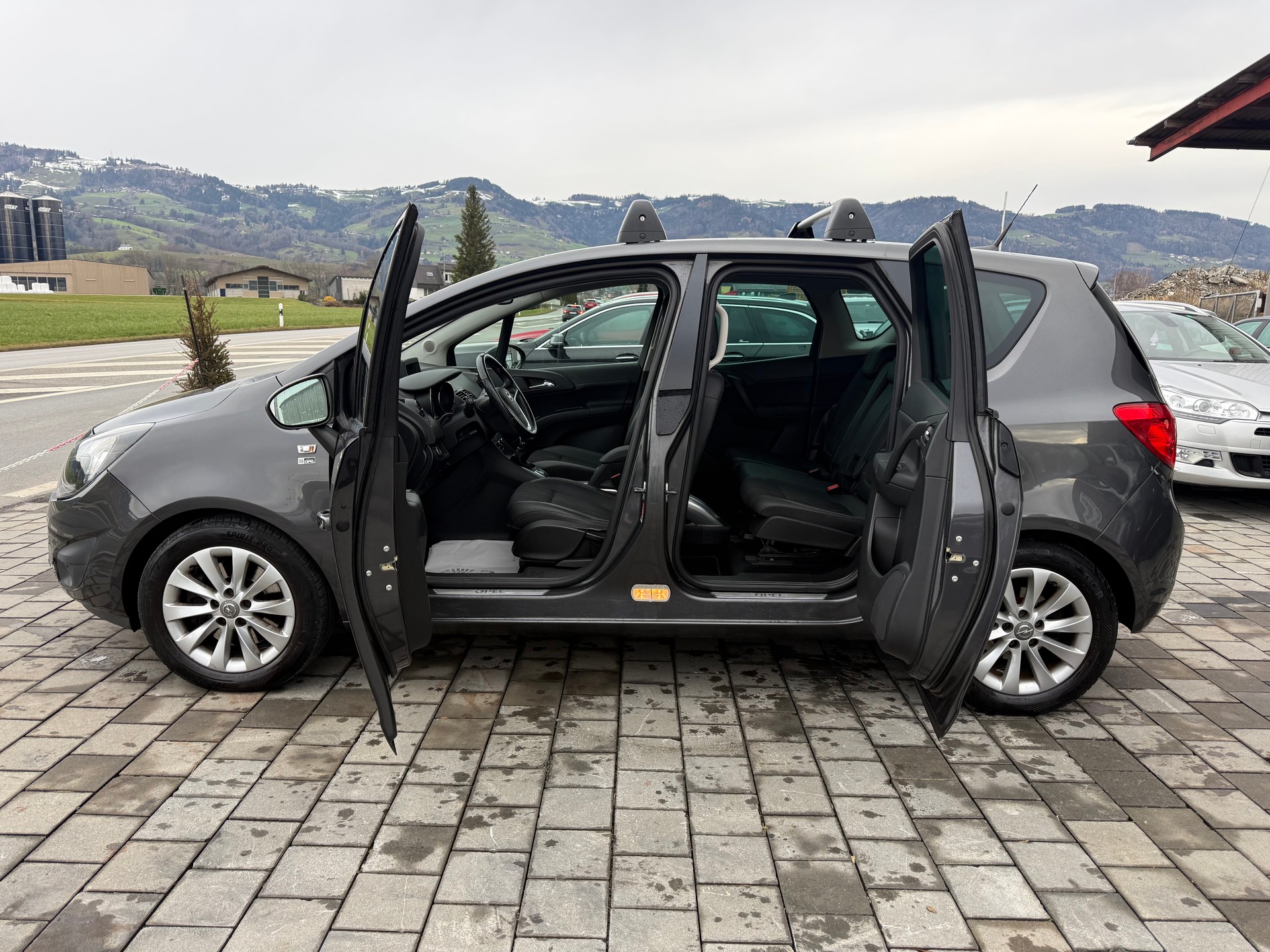 OPEL Meriva 1.4 TP Active Edition-image-9