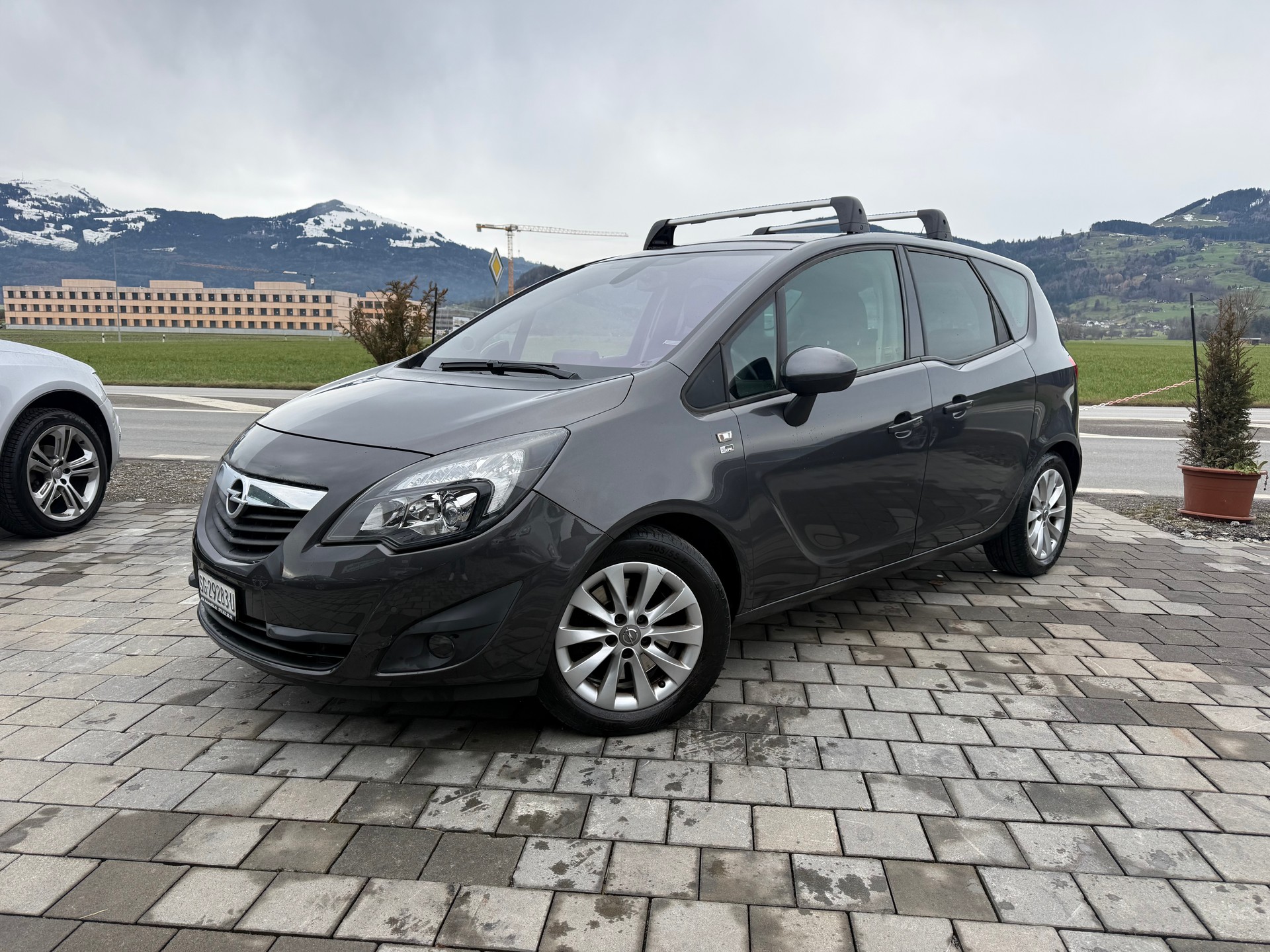 OPEL Meriva 1.4 TP Active Edition-image-0