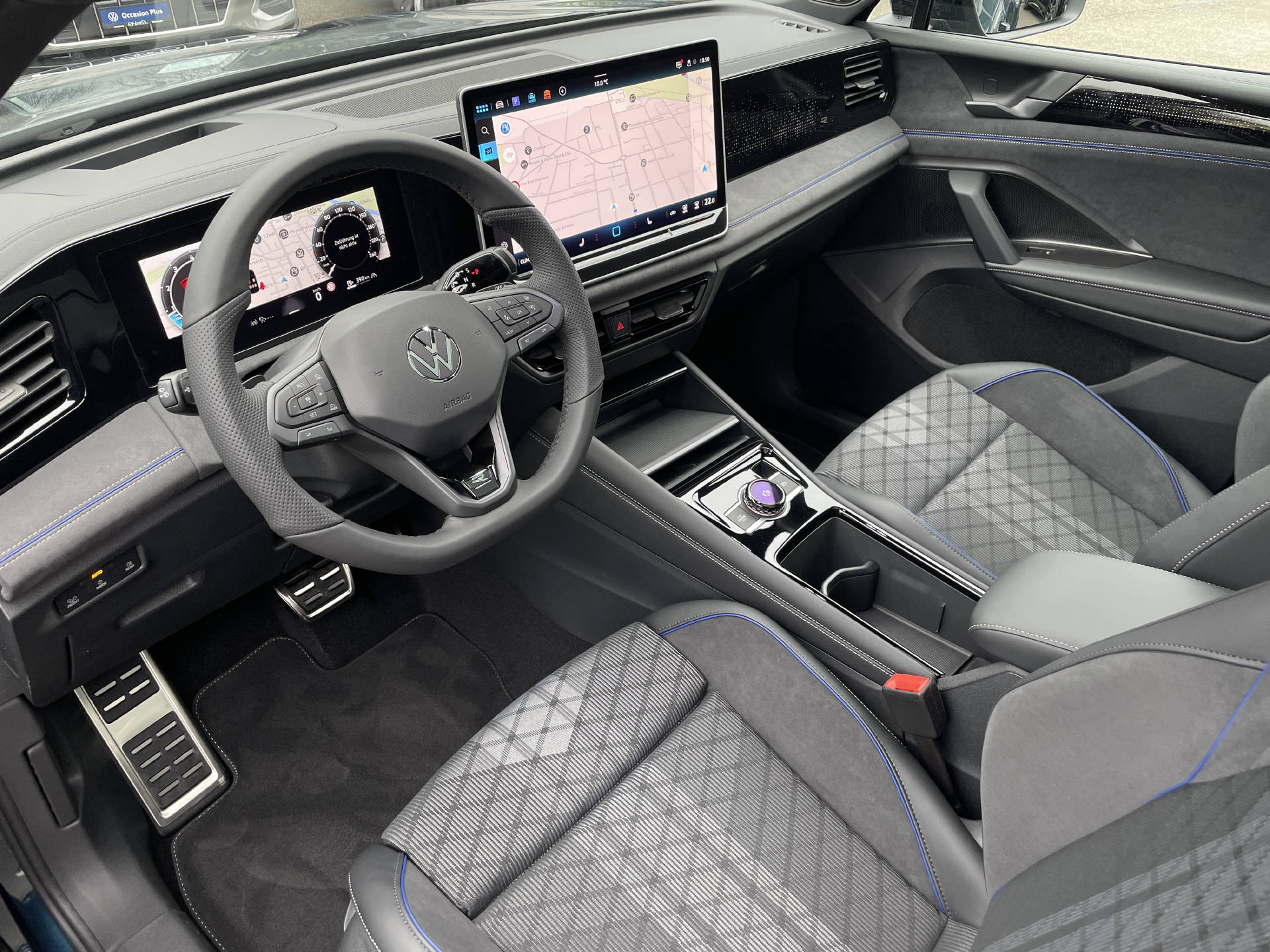 VW Tiguan 2.0 TSI R-Line DSG 4motion-image-6