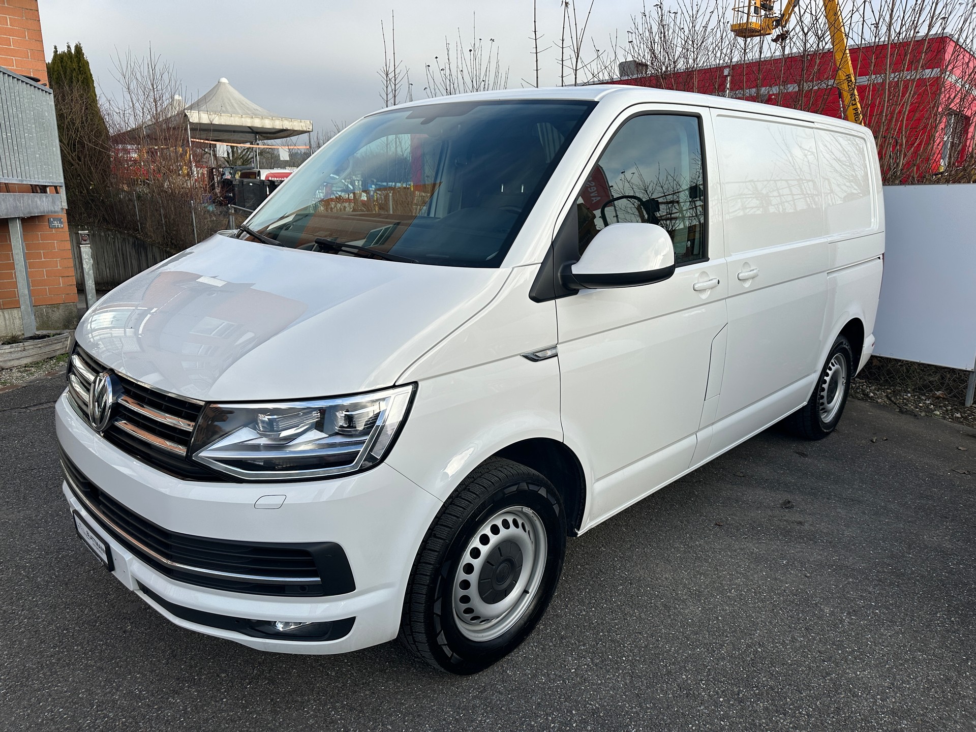 VW T6 2.0 TDI DSG-image-2