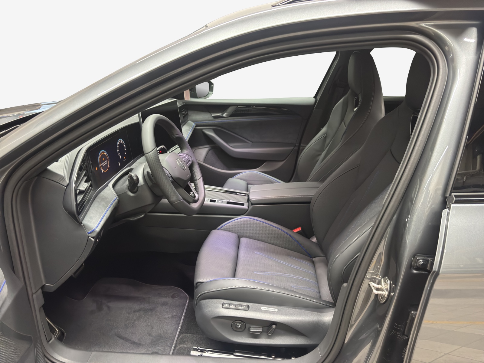 VW Passat Variant 2.0 TDI evo R-Line 4 Motion DSG-image-7