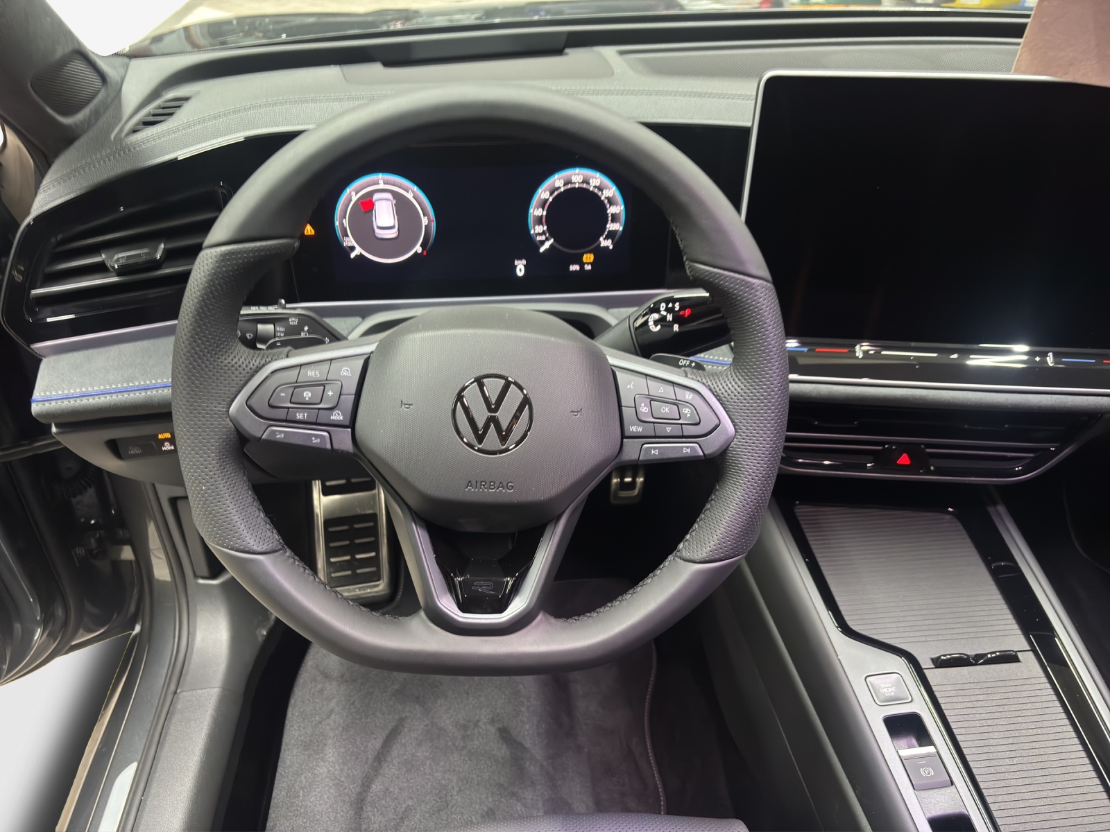 VW Passat Variant 2.0 TDI evo R-Line 4 Motion DSG-image-9