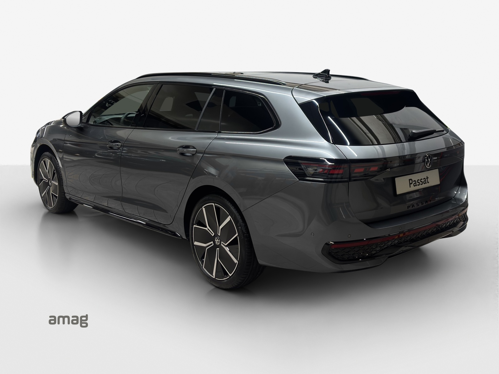 VW Passat Variant 2.0 TDI evo R-Line 4 Motion DSG-image-2