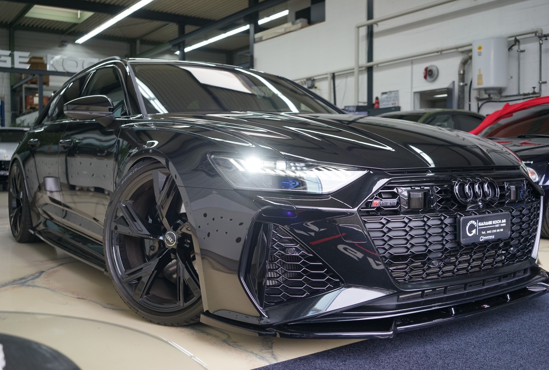 AUDI RS6 Avant 4.0 TFSI V8 quattro-image-12