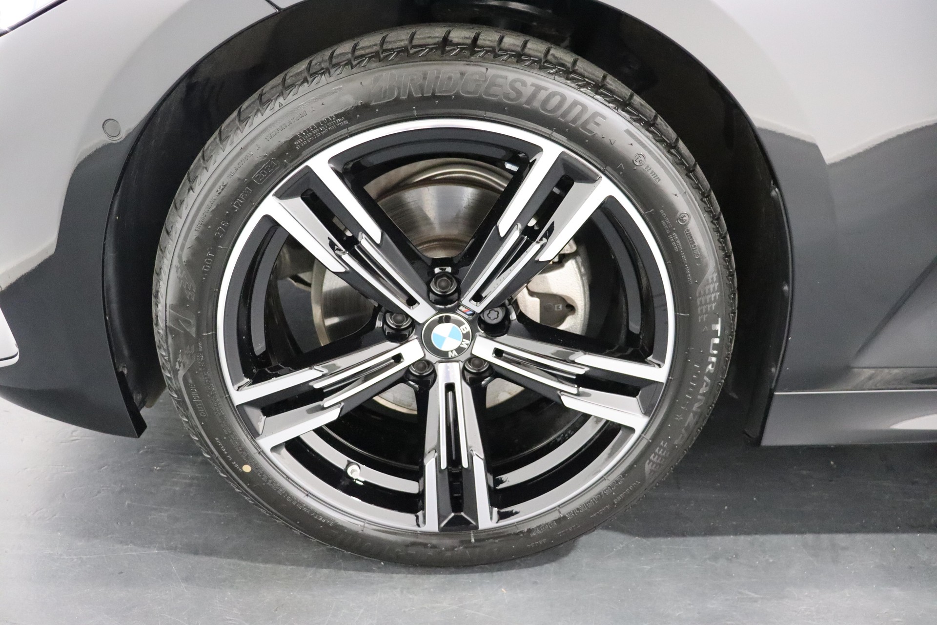 BMW 320d xDrive SAG Touring-image-5