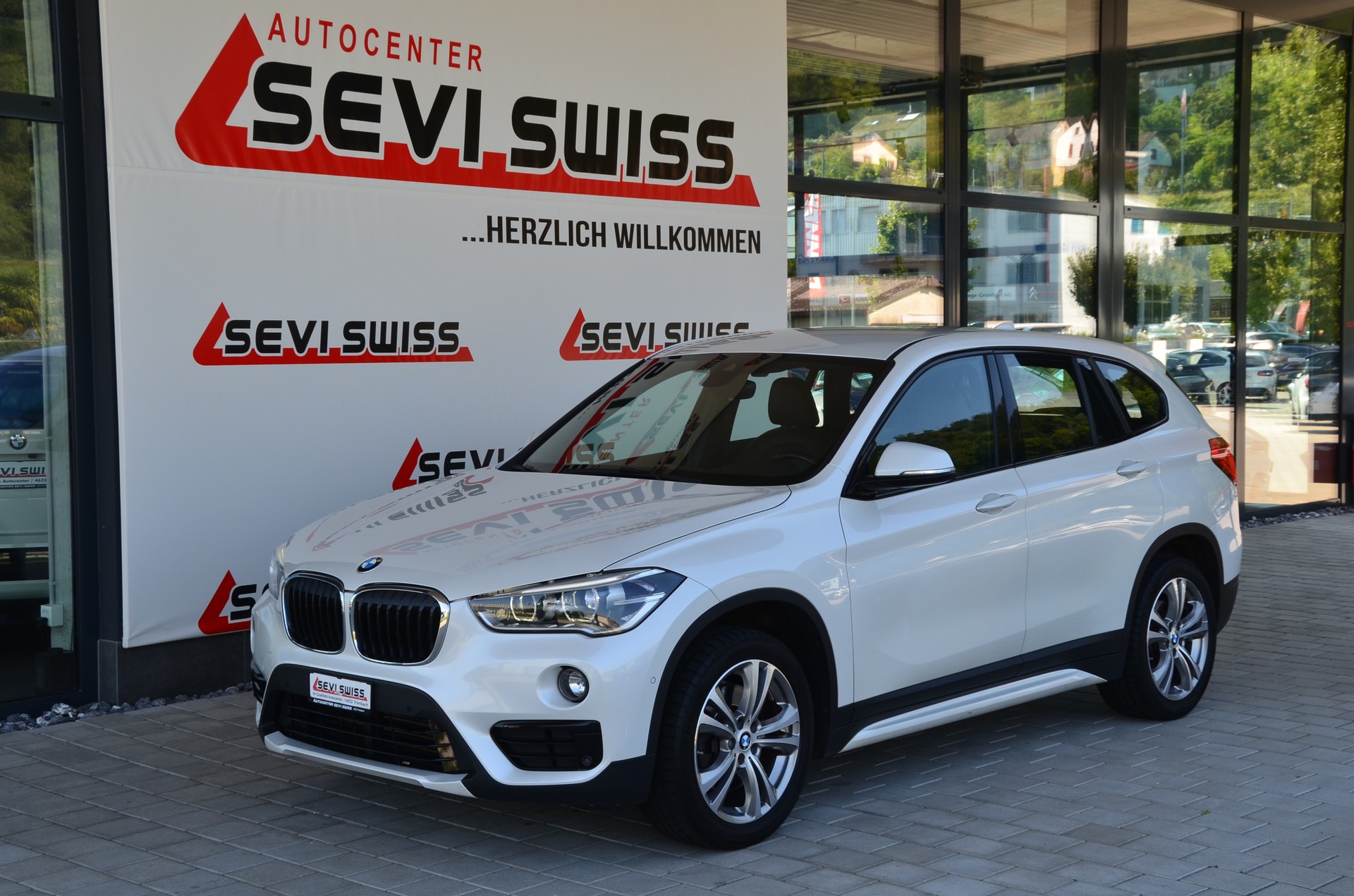 BMW X1 xDrive 20d Steptronic*Ab MFK,1 Jahr oder 20'000km Garantie*-image-7