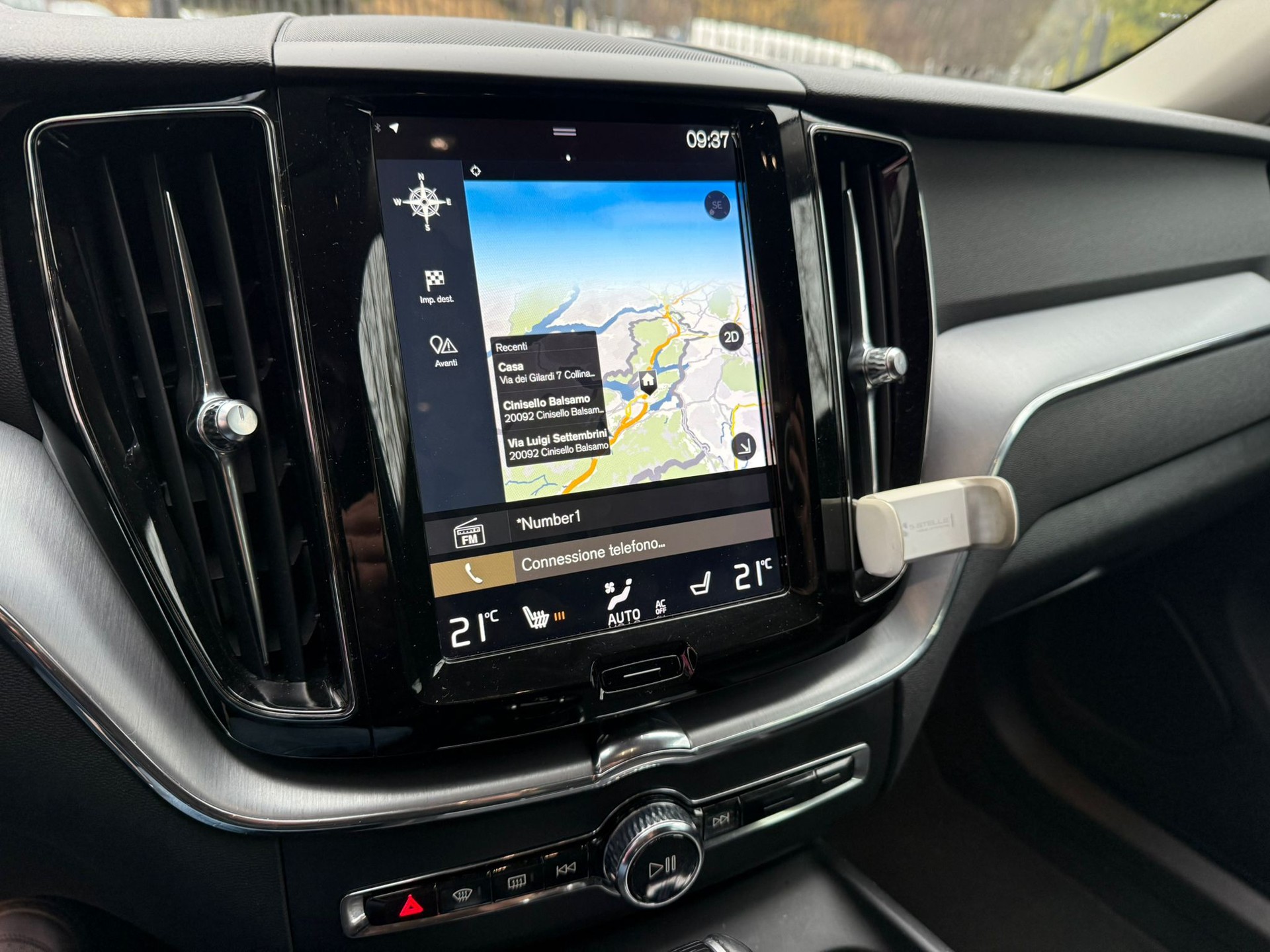 VOLVO XC60 T5 R-Design Geartronic-image-12