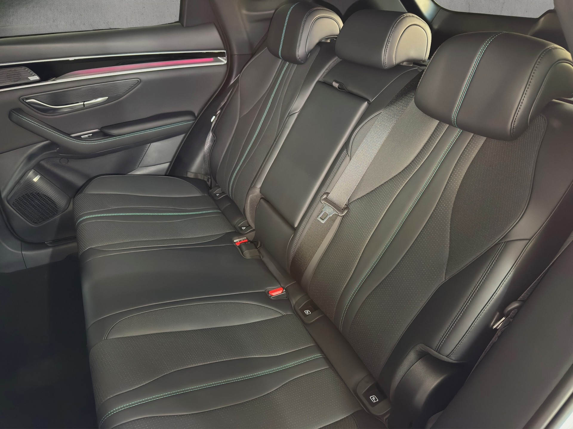 BYD Seal U DM-i Boost *Sofort Lieferbar* "Pano-Leder-360°Kamera"-image-10