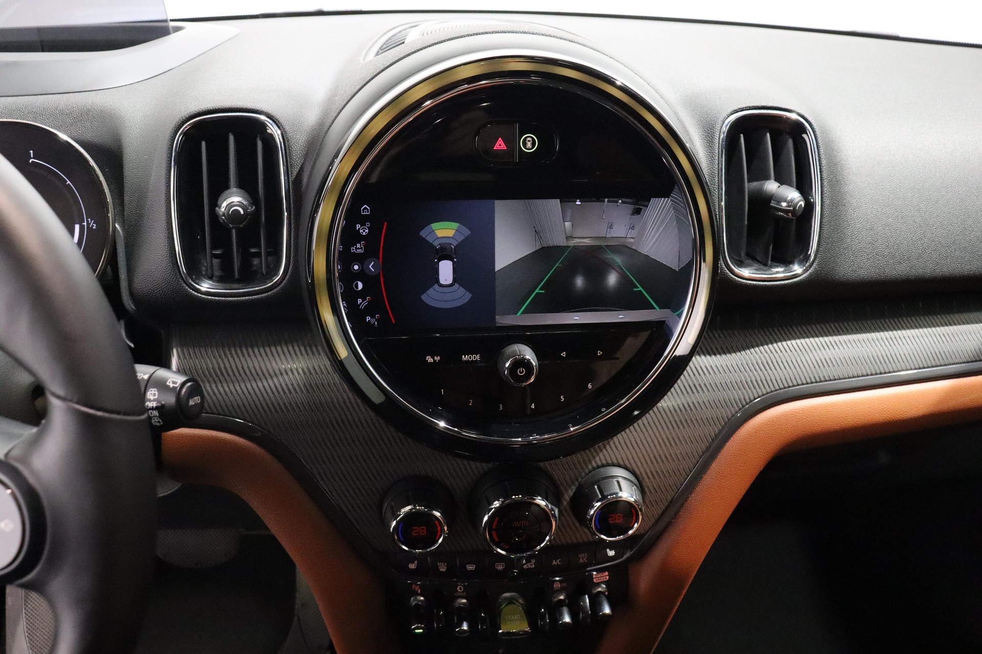 MINI Countryman F60 1.5i Cooper S E ALL4-image-13