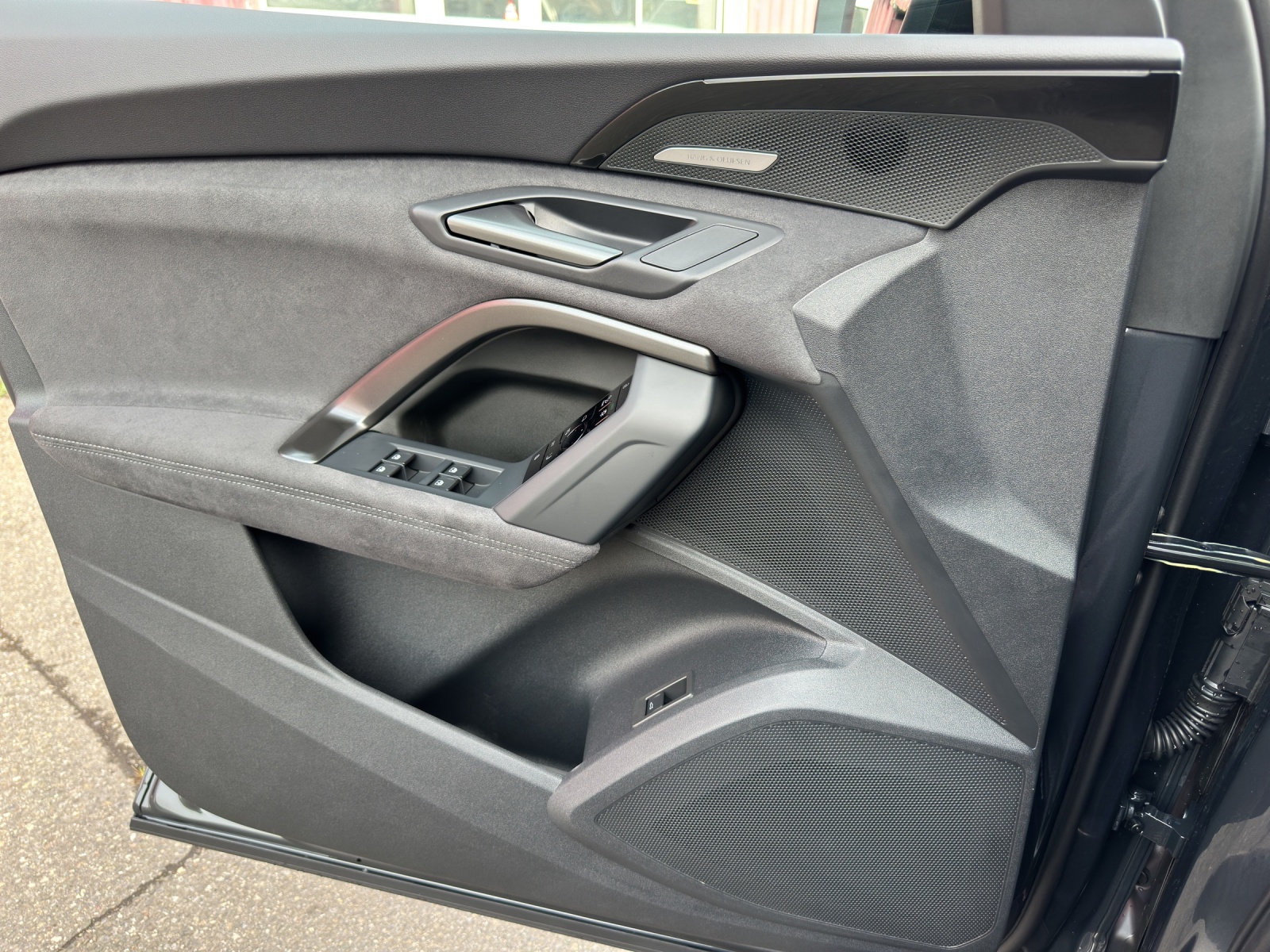 AUDI Q5 TFSI quatto 150 kW S-tronic-image-17