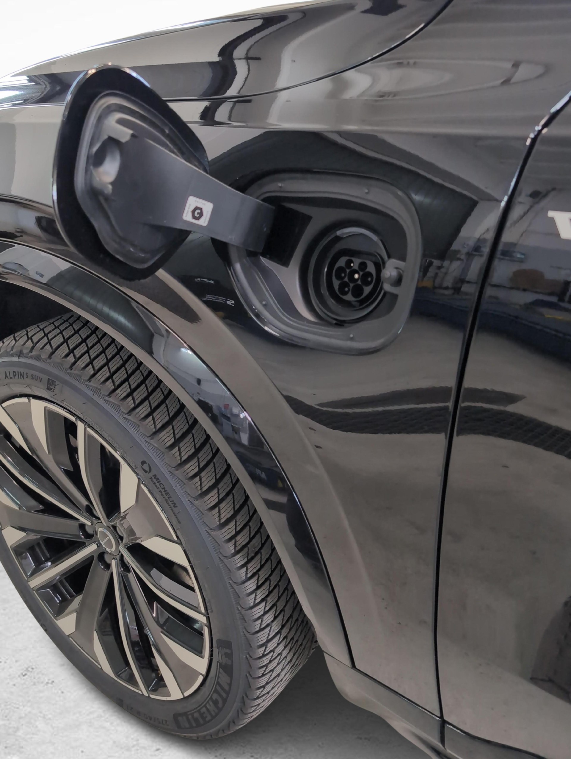 VOLVO XC90 2.0 T8 TE Ultra Bright eAWD-image-13