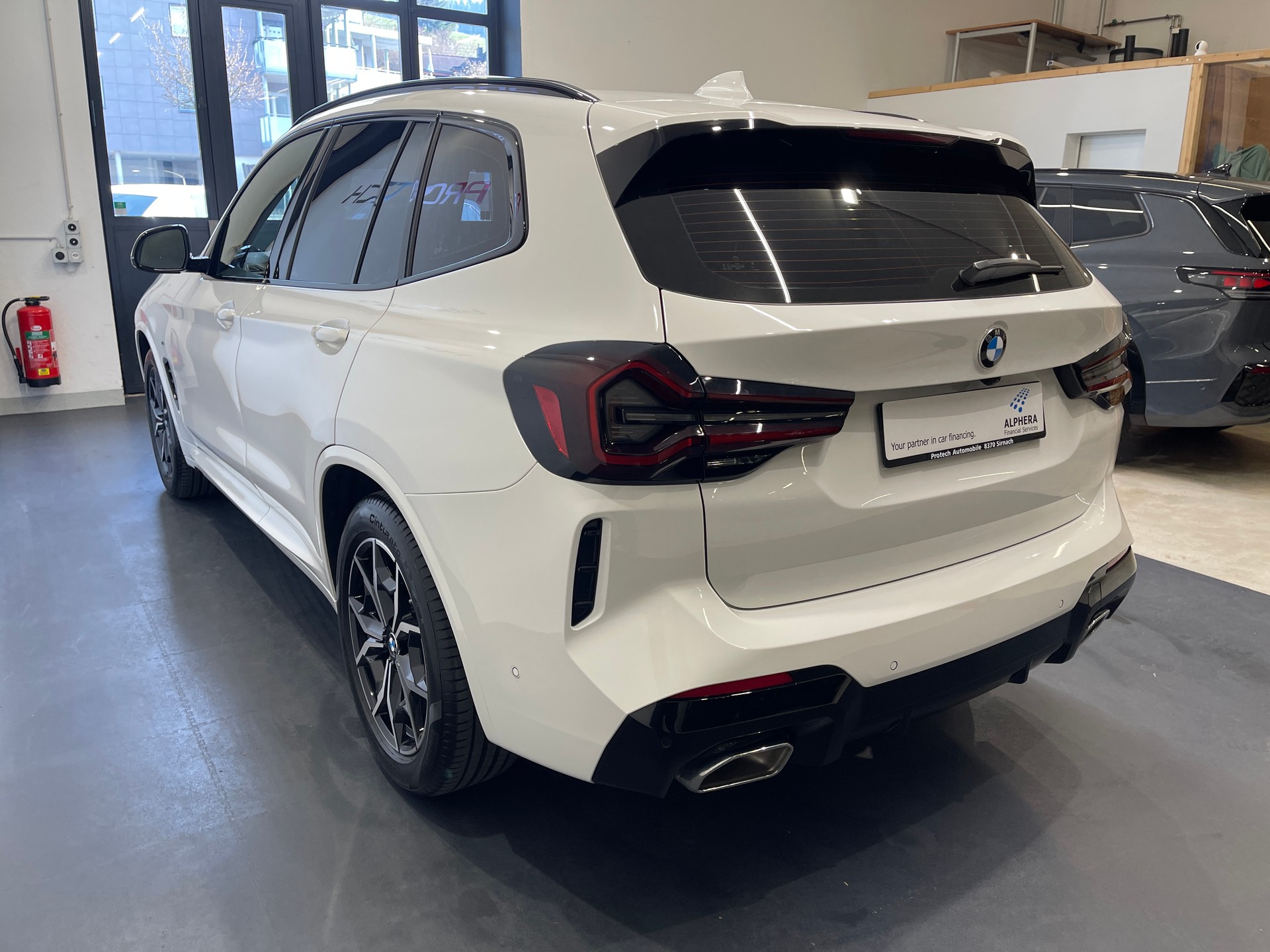 BMW X3 xDrive 20i M Sport *FACELIFT*-image-6