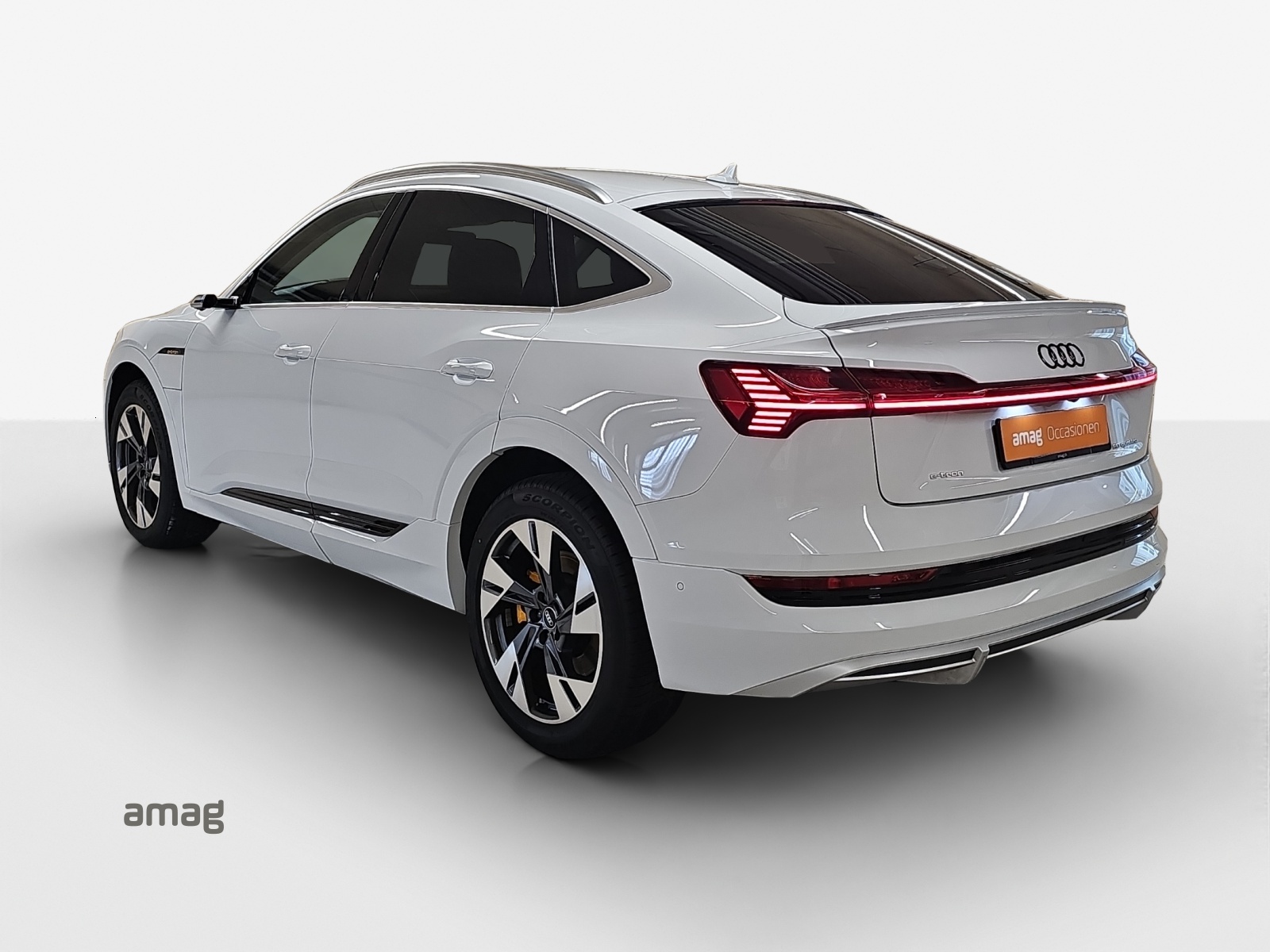 AUDI e-tron 50 Sportback S Line Attraction quattro-image-2