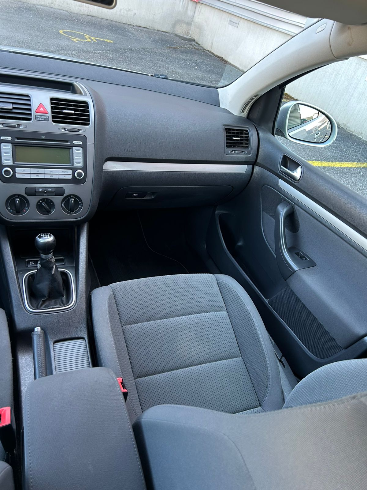 VW Golf 1.9 TDI Comfortline 4Motion-image-7