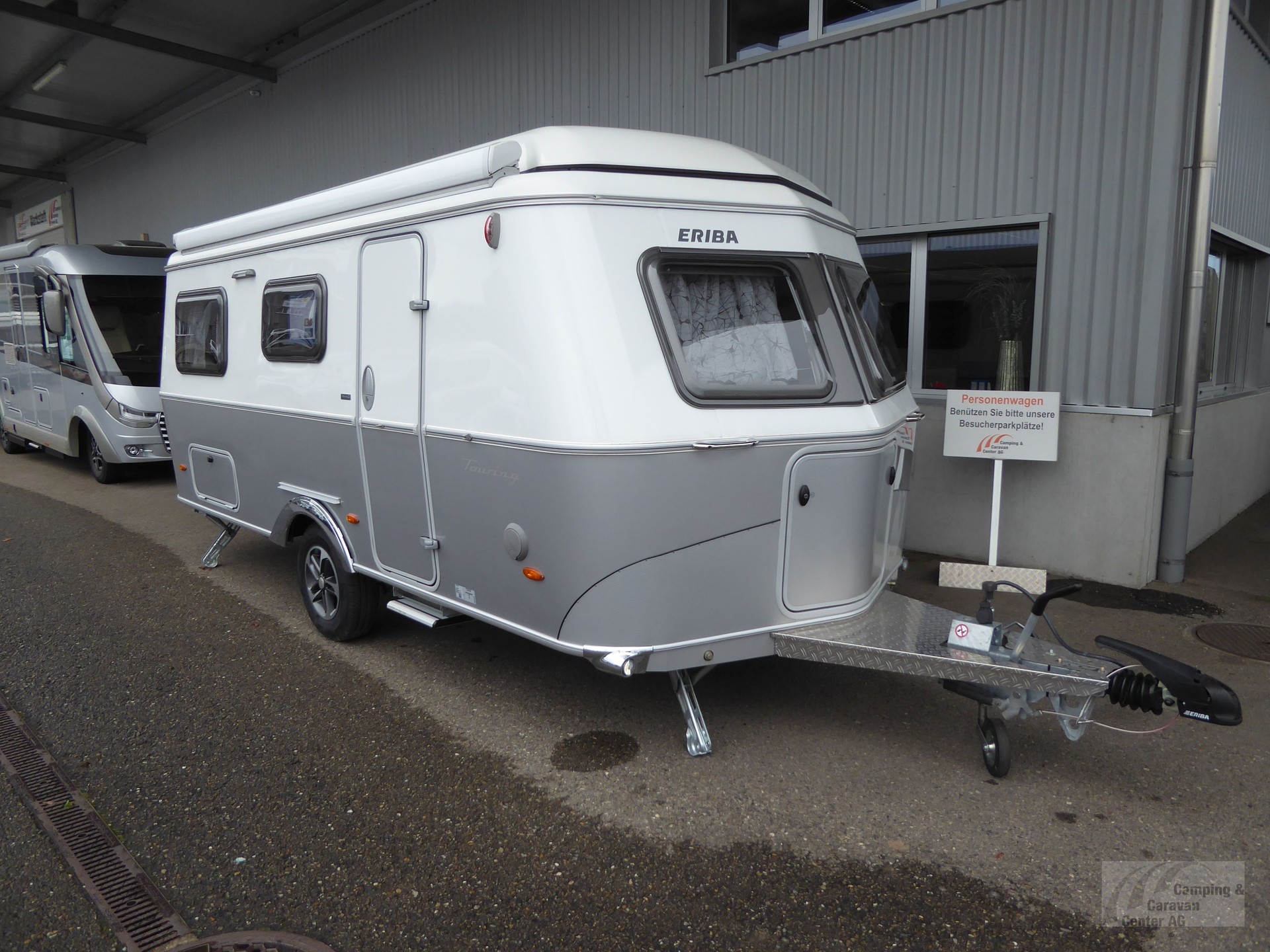 ERIBA Touring 642 Edition Urban-showroom-element-2