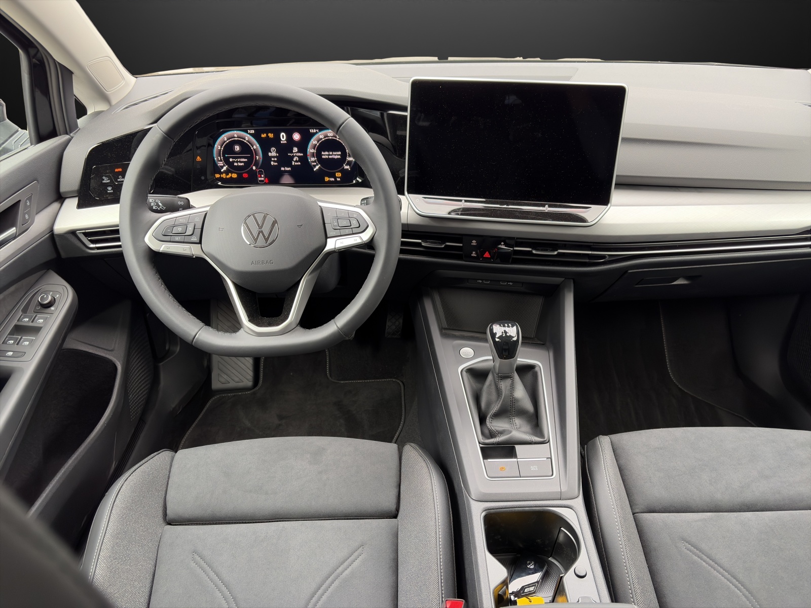 VW Golf 1.5 TSI Basis-image-9