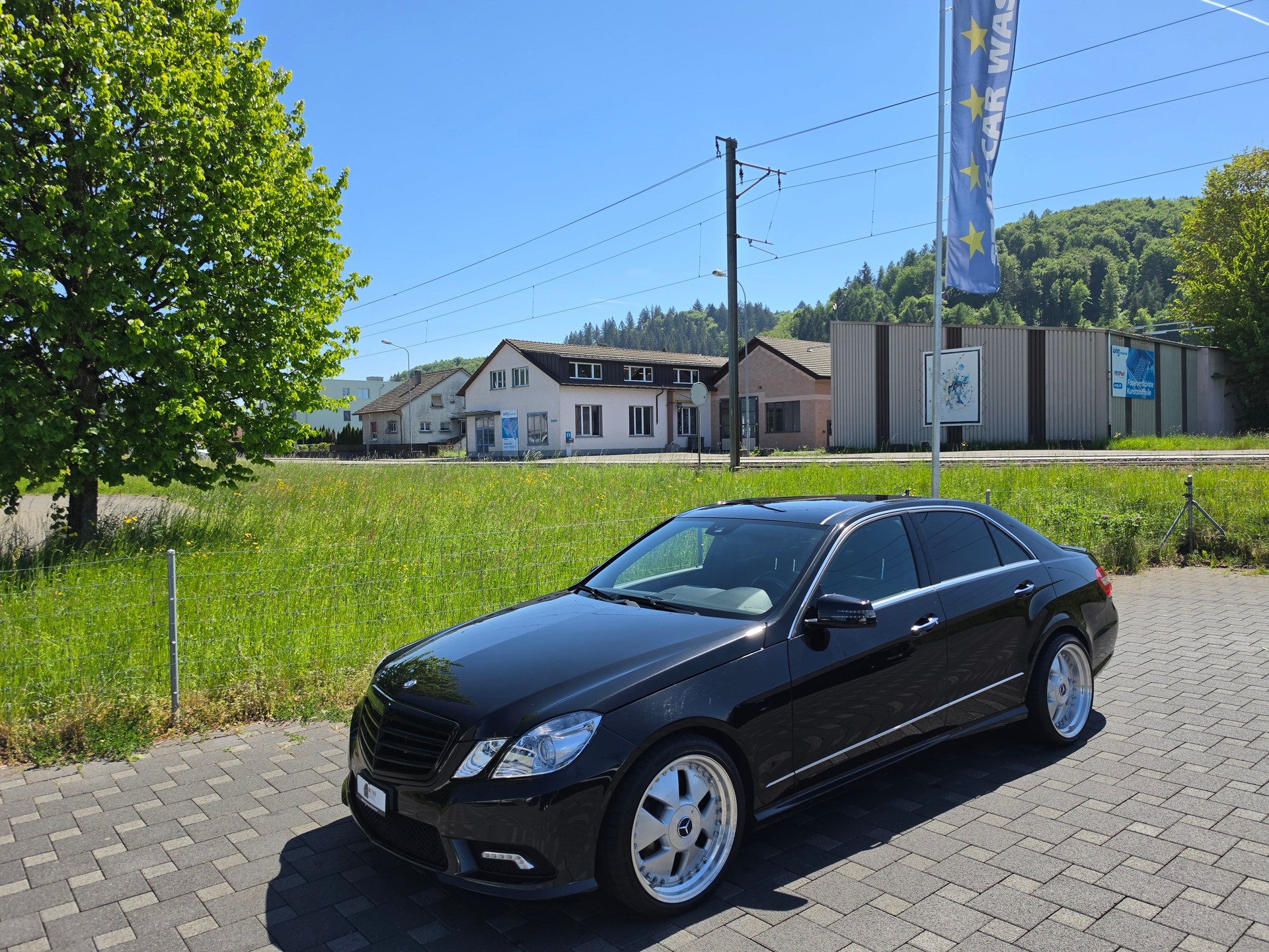 MERCEDES-BENZ E 350 CGI BlueEfficiency Avantgarde 7G-Tronic-image-0